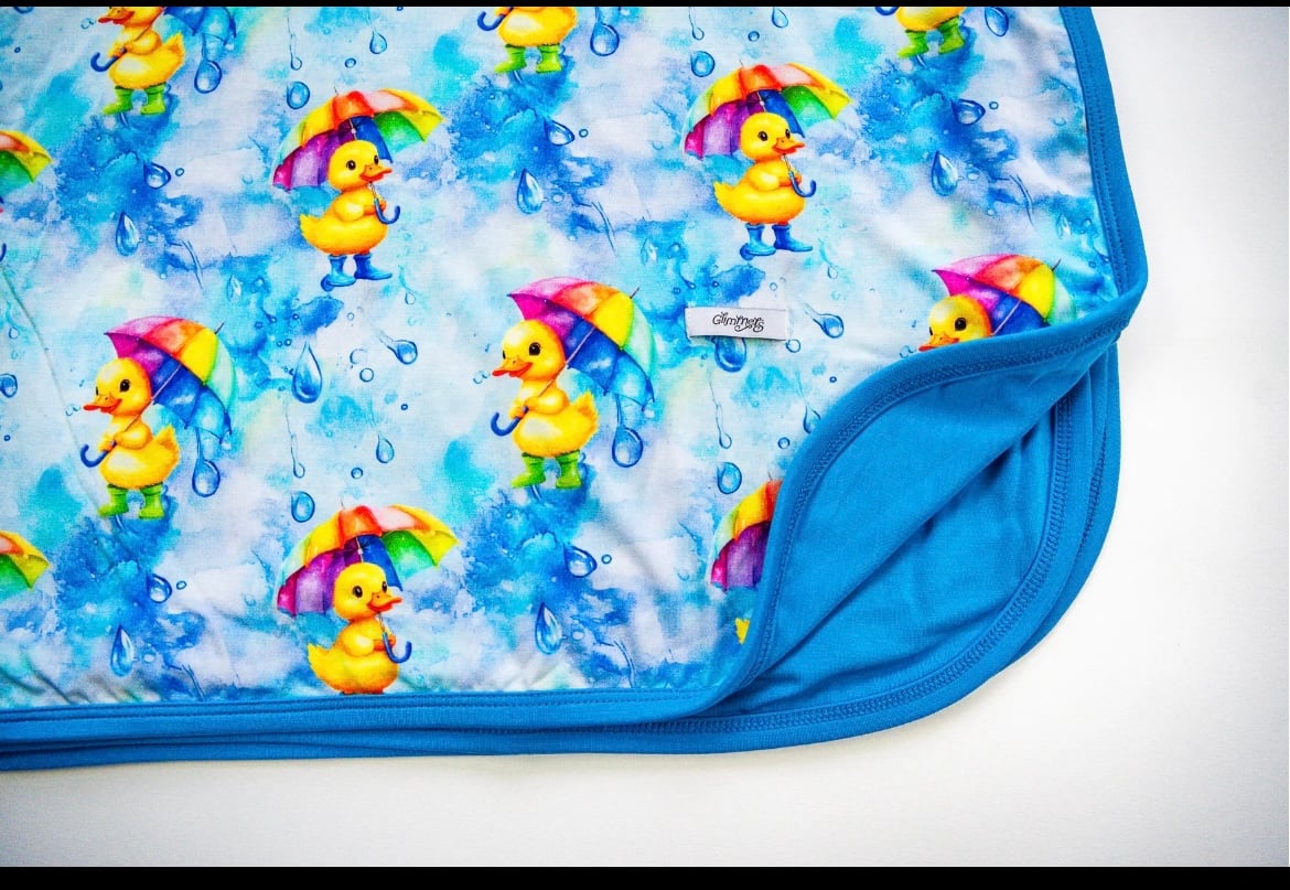 Duck in the rain bamboo blanket.