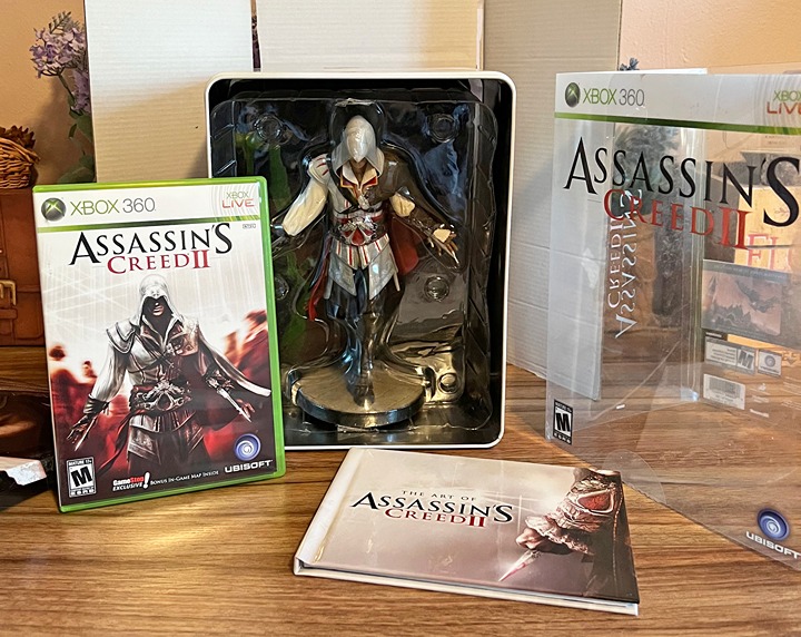 Assassin's Creed II Limited Edition complete statue tin game XBOX 360