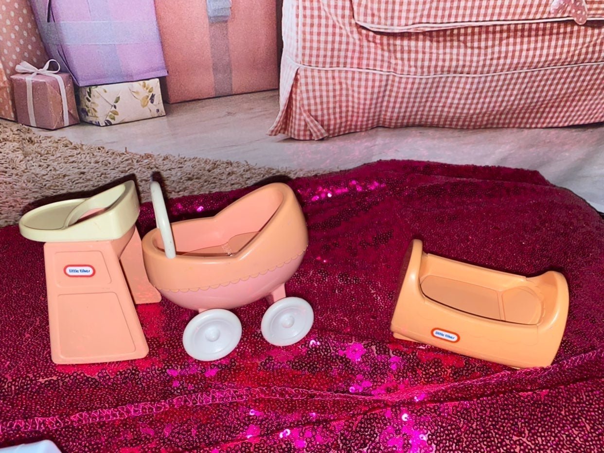 Little tikes DOLLHOUSE baby set