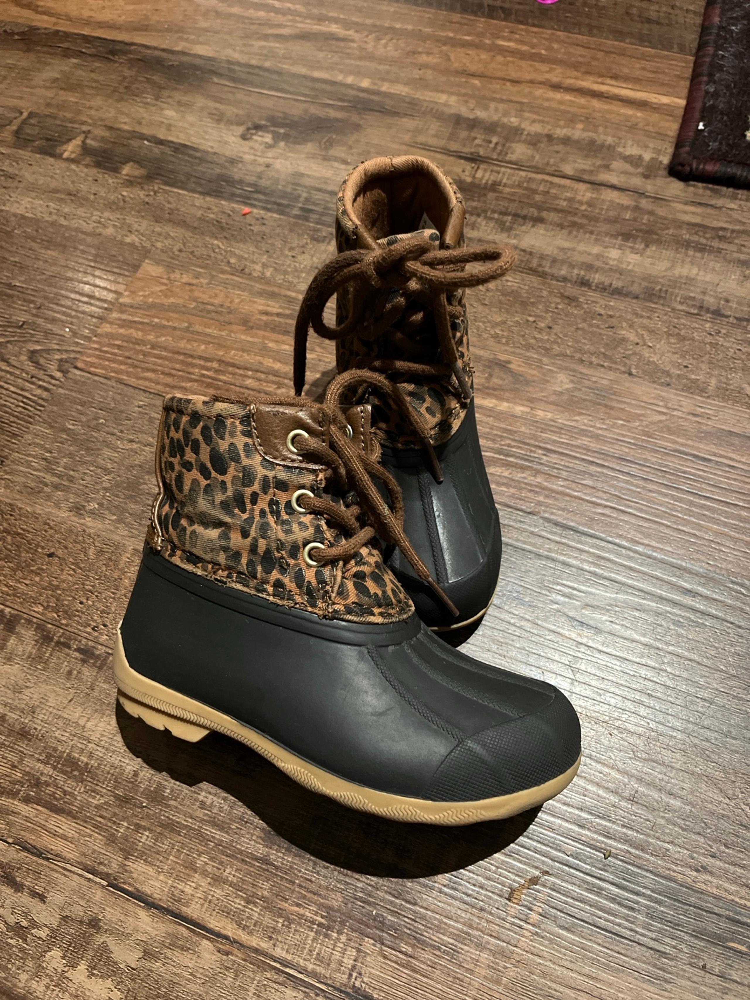 Sperry cheetah boots for girls size 8c good condition