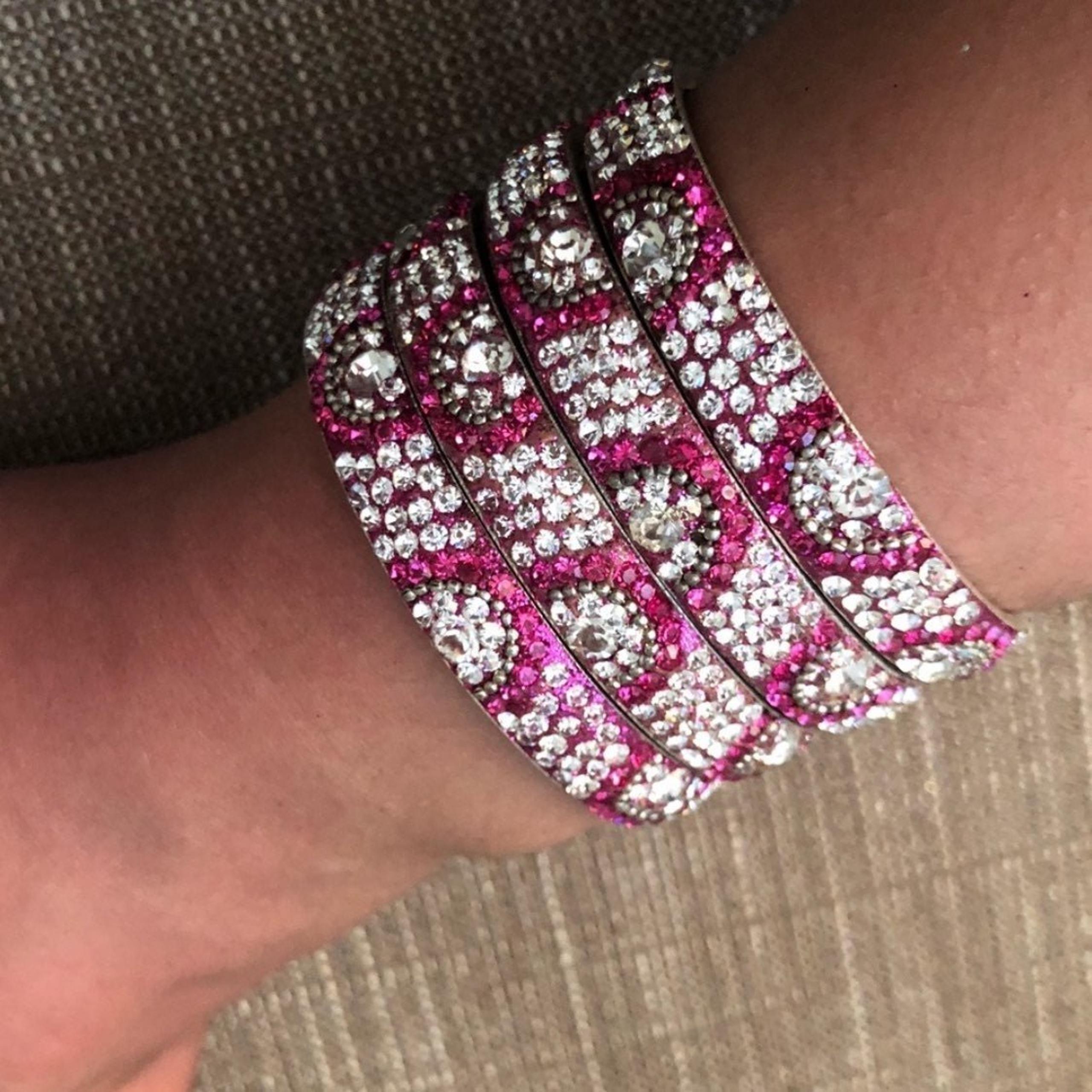 Indian/Punjabi White-Pink Stone Gajre Bangles