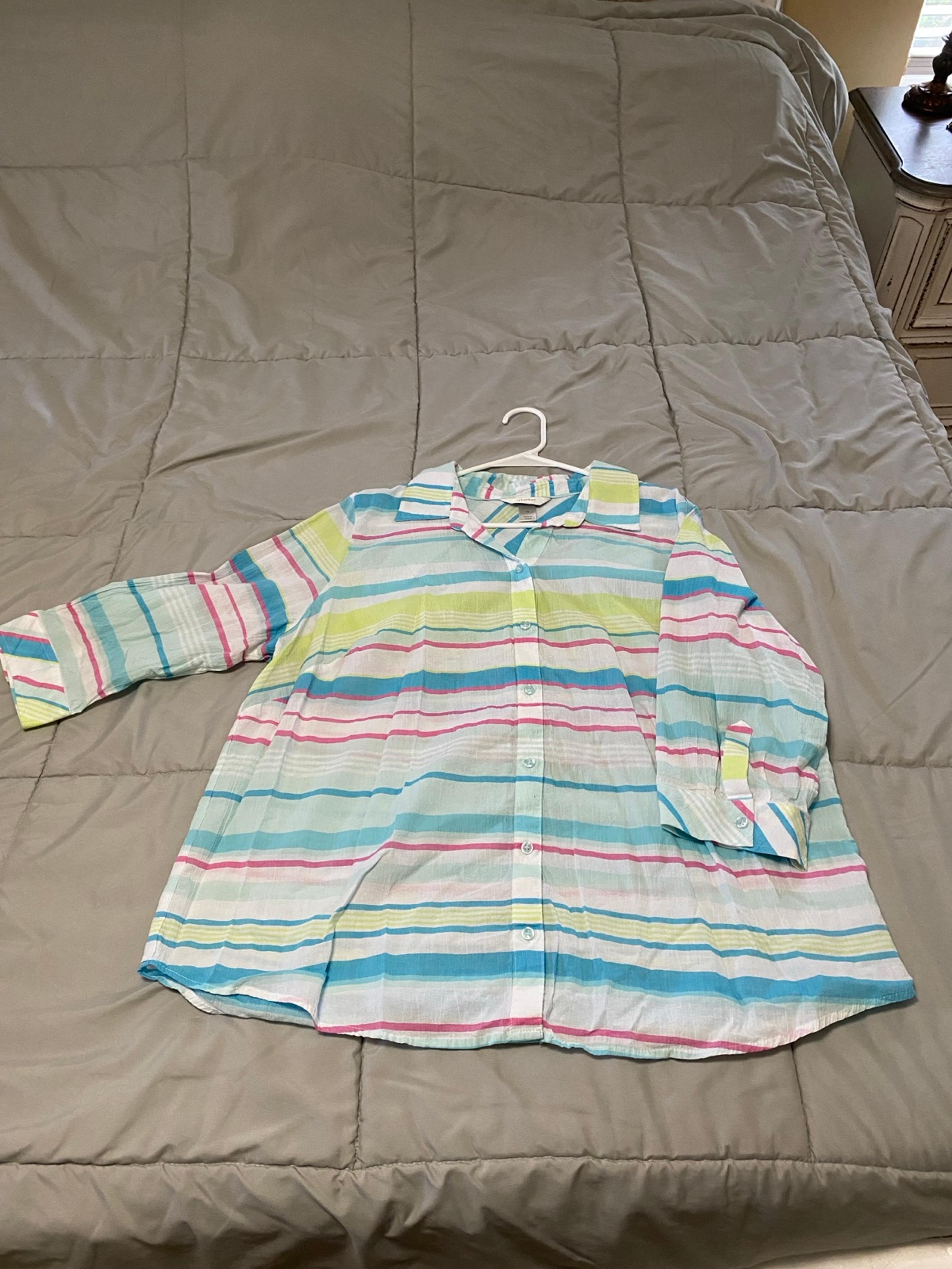 CJ BANKS lightweight button down shirt
