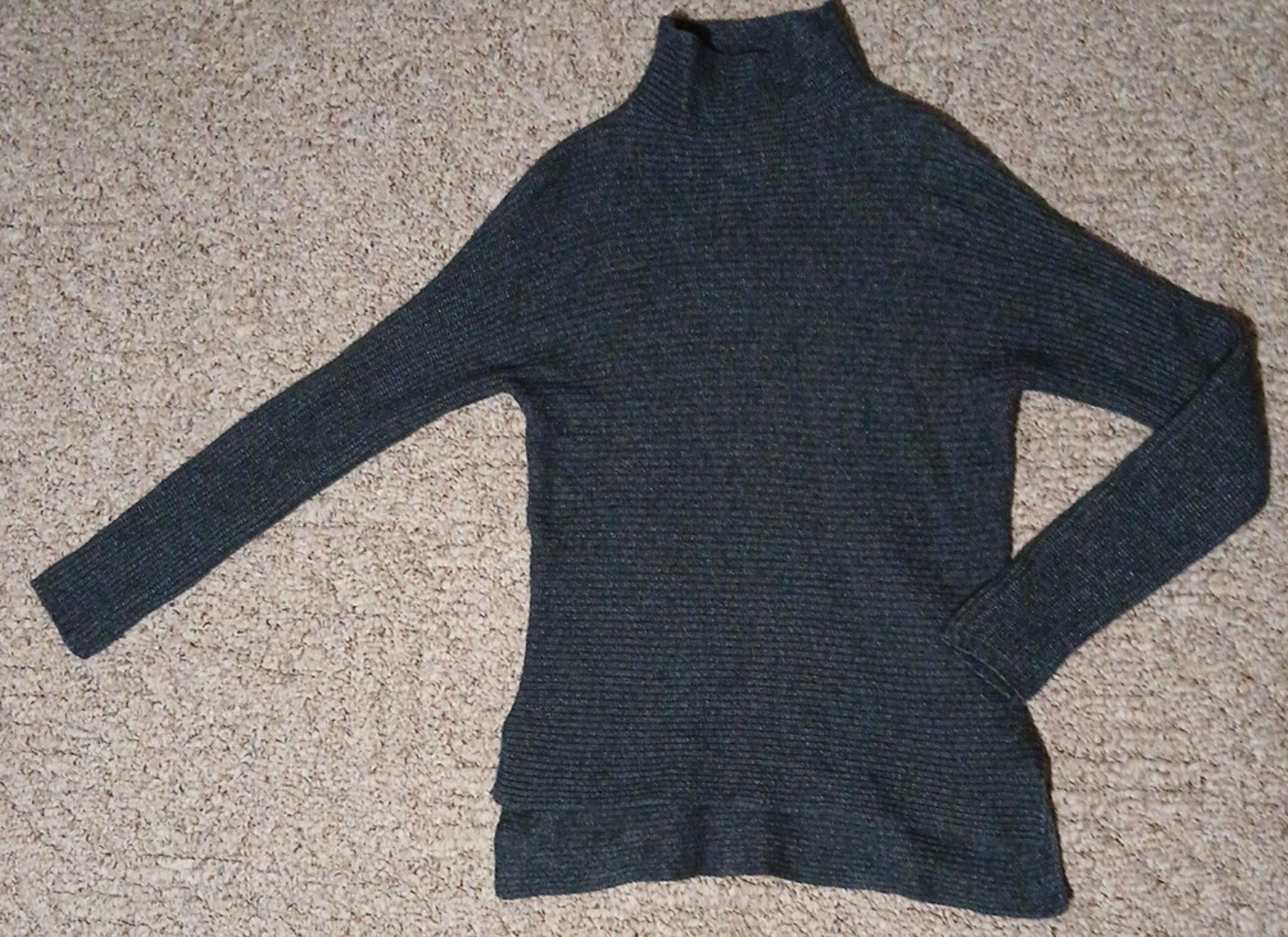 Bartolini women's gray wool/cashmere blend mock neck pullover sweater size small