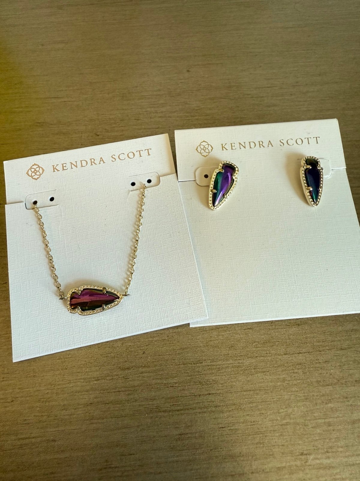 Kendra Scott set
