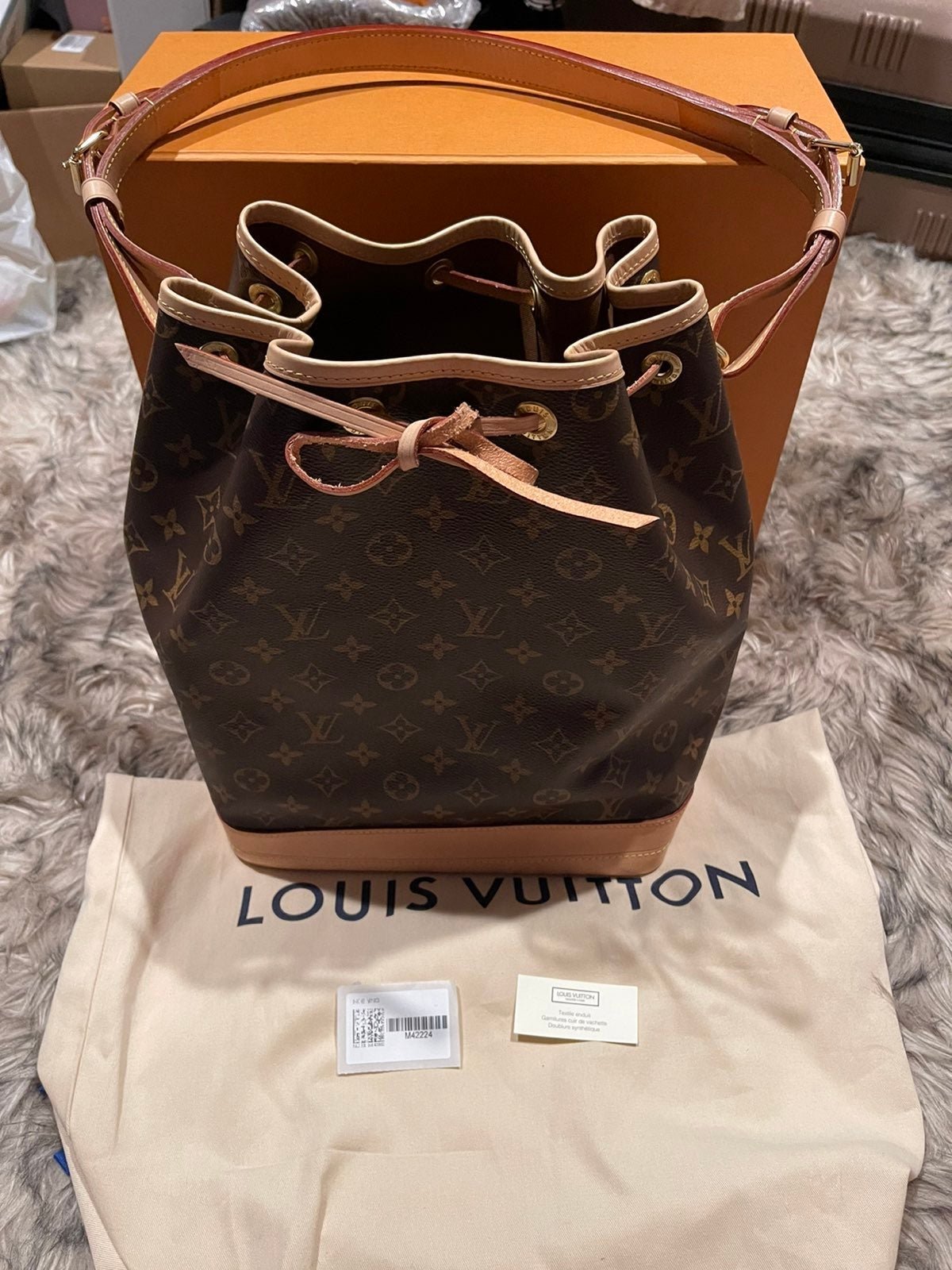 Louis Vuitton Noe Shoulder Bag