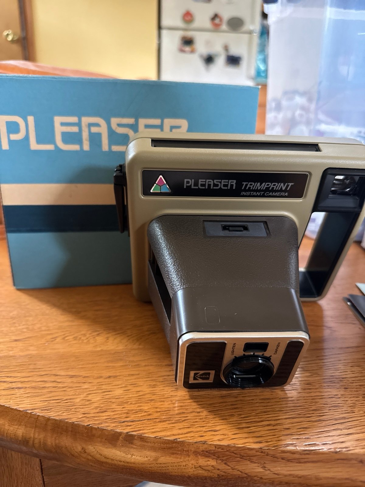 Kodak pleaser instant camera