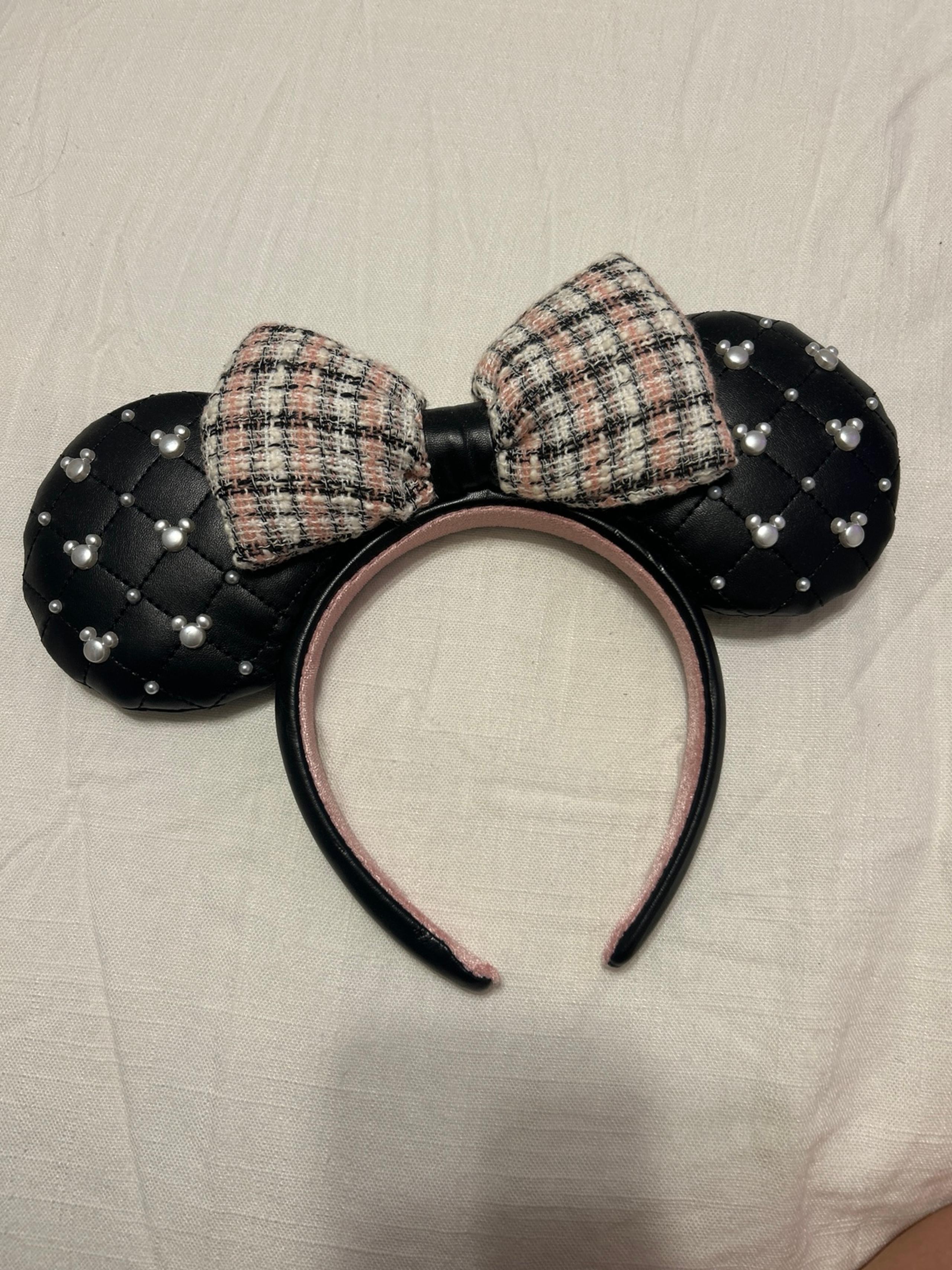 Disney Women's Minnie Mouse Ear With Bow Tweed Pearl Headband Black White