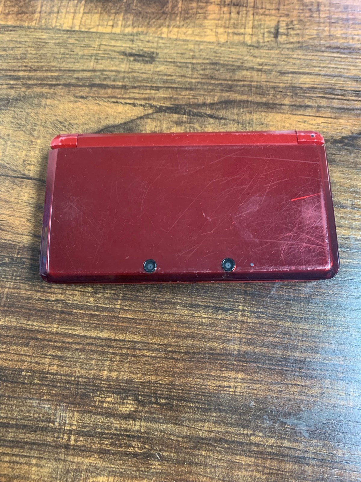 Nintendo 3DS in Flame Red