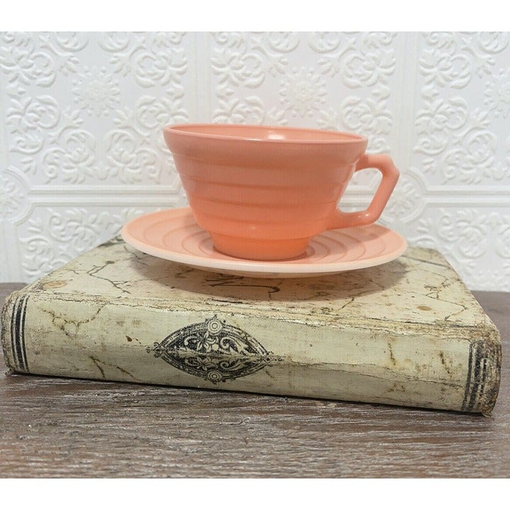 4 Hazel Atlas Moderntone Platonite Coffee Tea Cups & Saucers Pastel Pink Coral