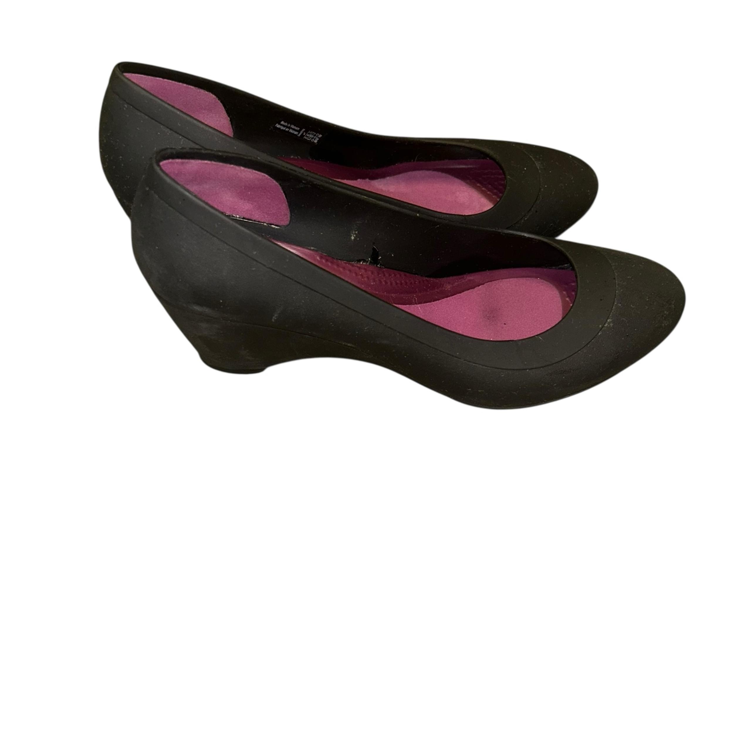 Crocs Women's black Lina Wedge Pump comfort dress shoe workwear size 7