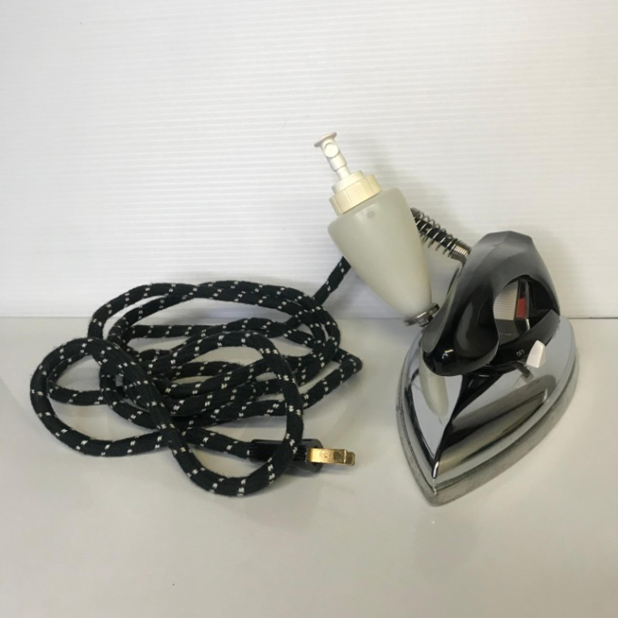 G E Portable Spray Steam Portable Iron