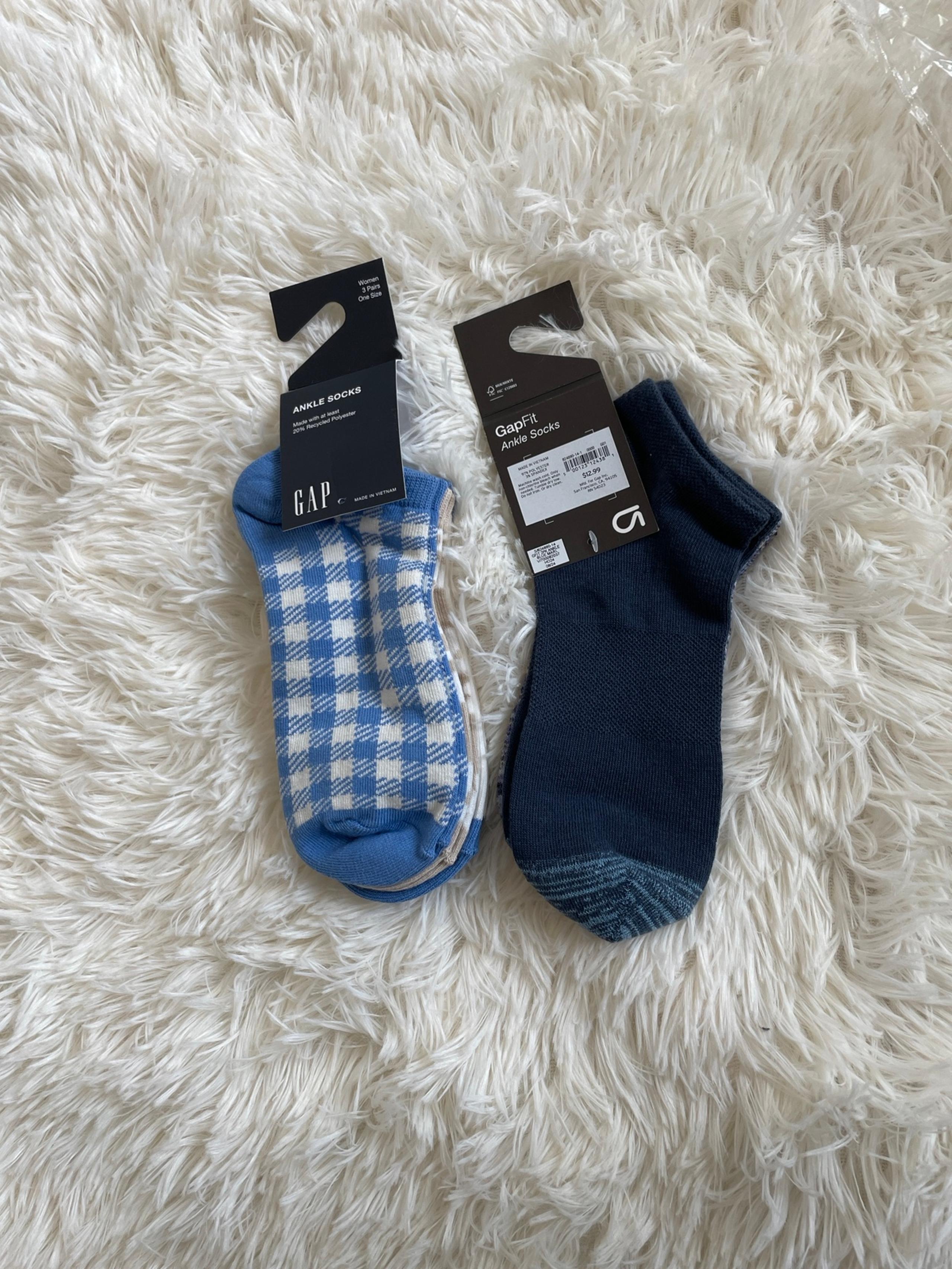 Women’s gap socks bundle