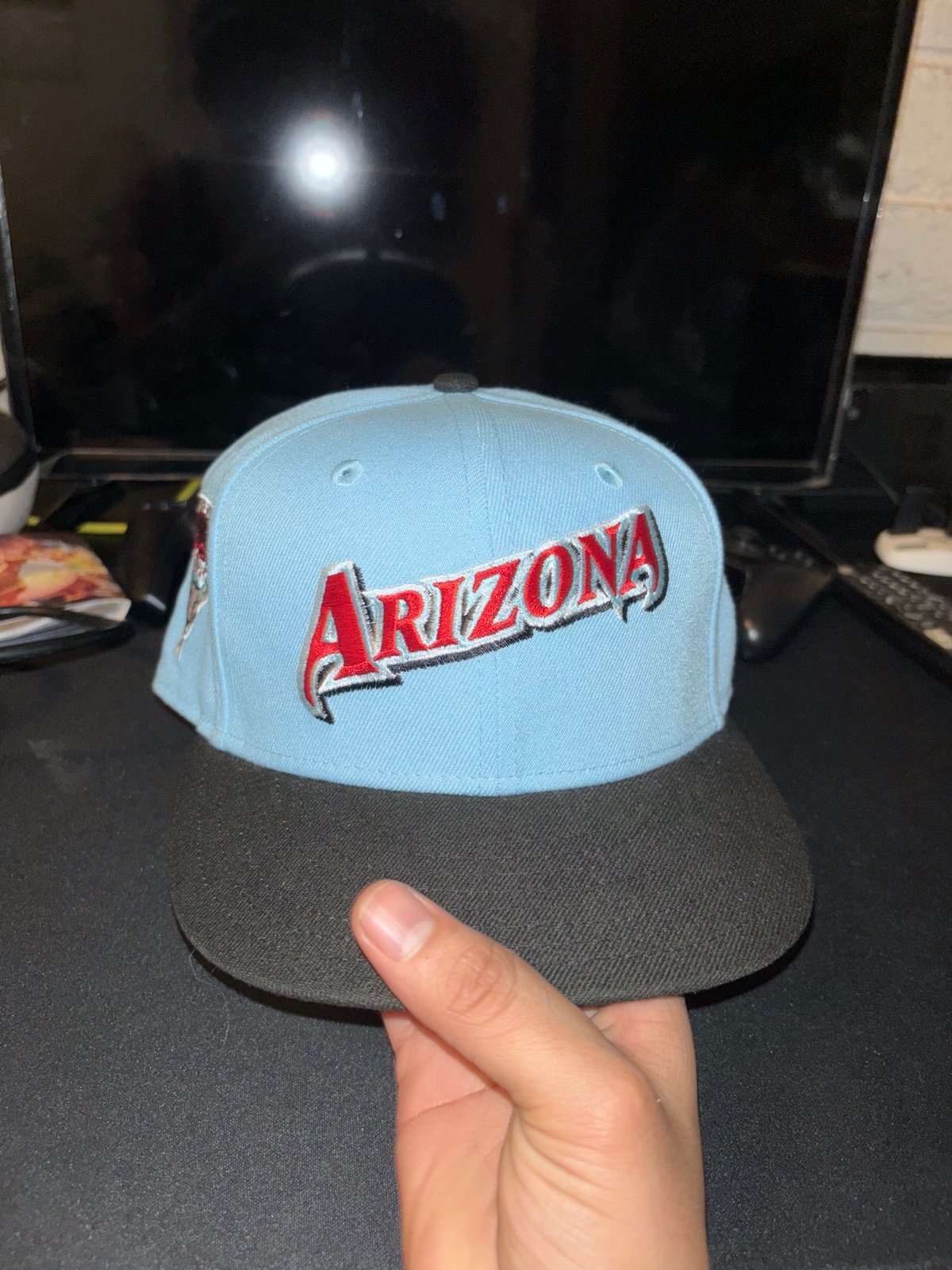 Arizona script fitted 7 1/4 Travis Scott