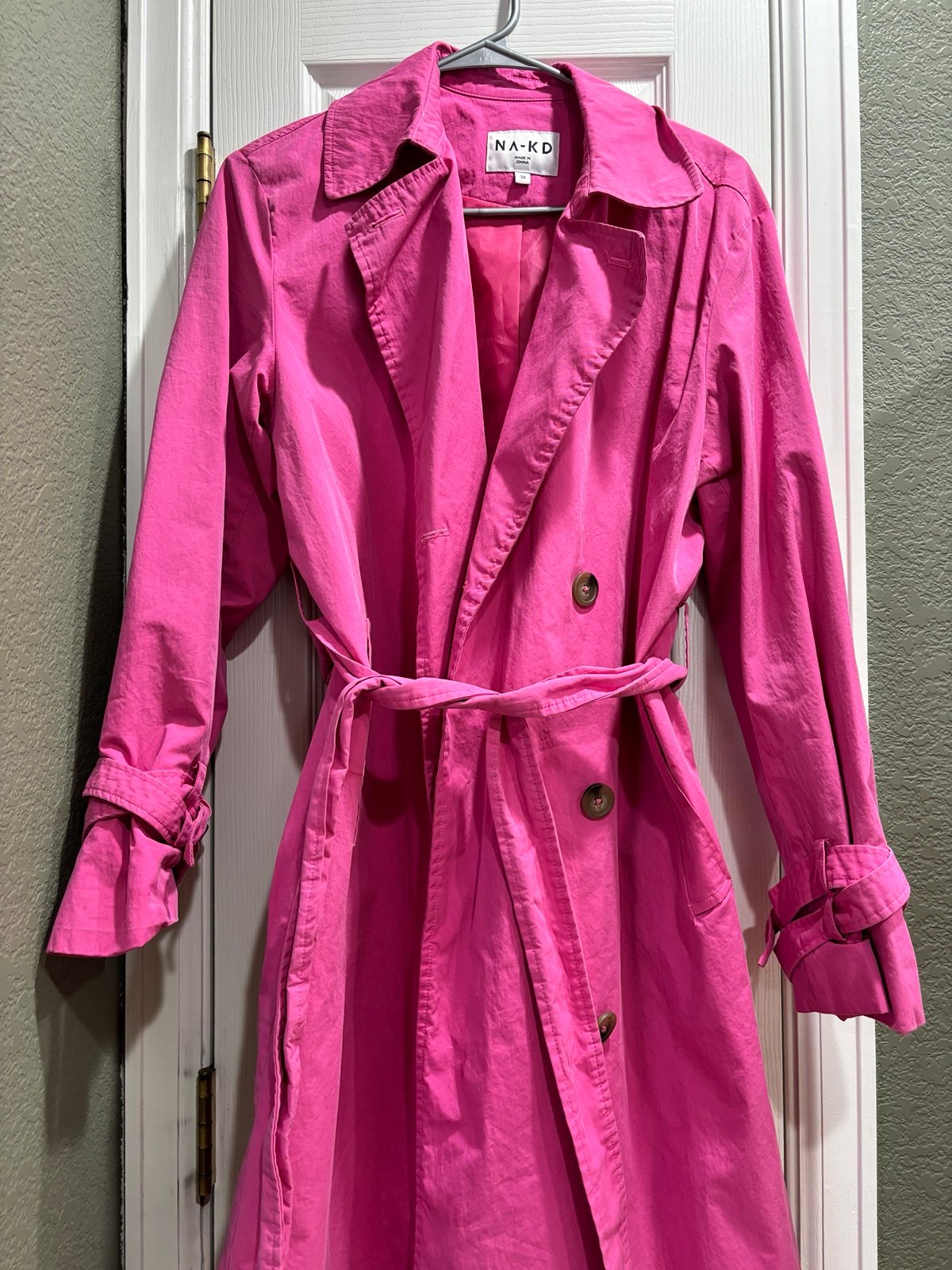 NA-KD PINK TRENCH COAT