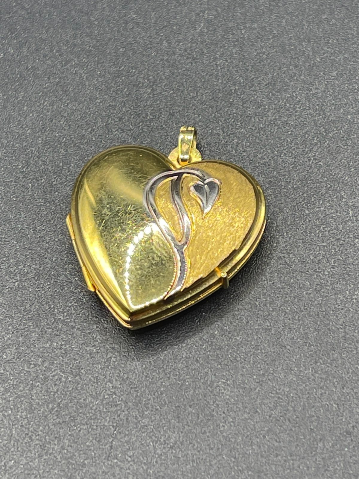 Locket heart Pendent 14k gold made in Germany 121821@