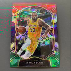 2021 Select LeBRON JAMES Red White & Green Cracked Ice #23