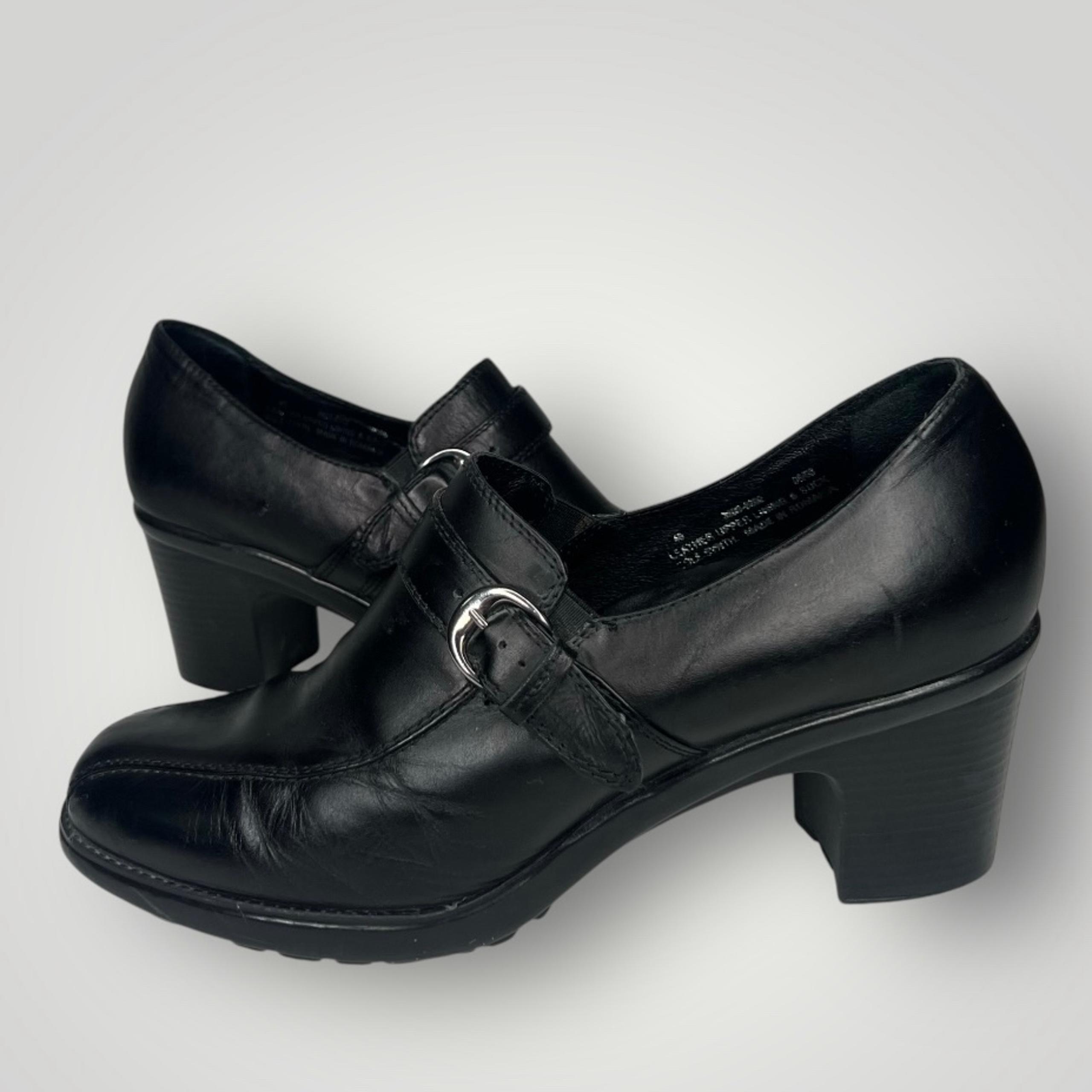 Dansko Norah black leather buckle pumps
