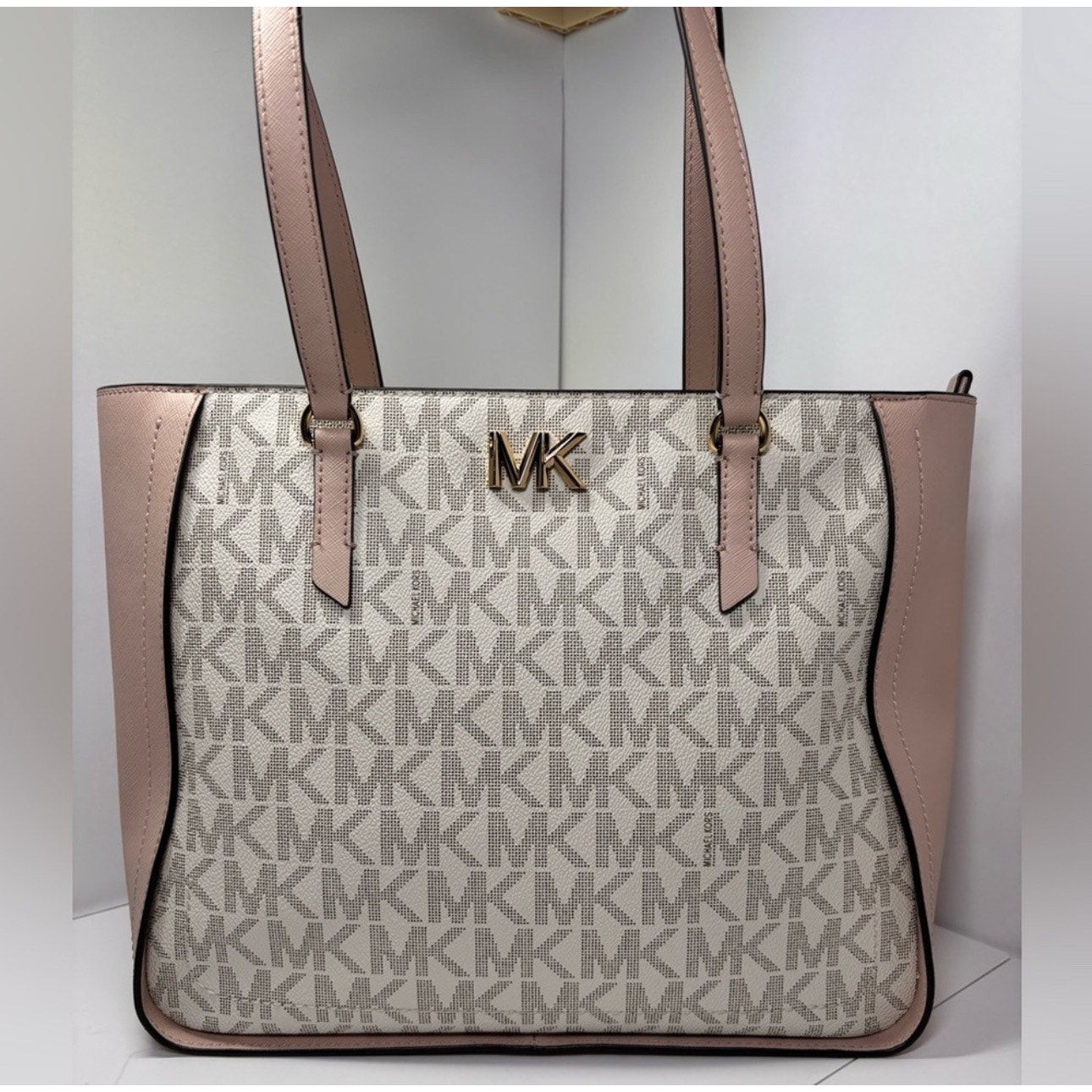 MICHAEL Michael Kors Sylvia Ballet logo Tote Bag ✨