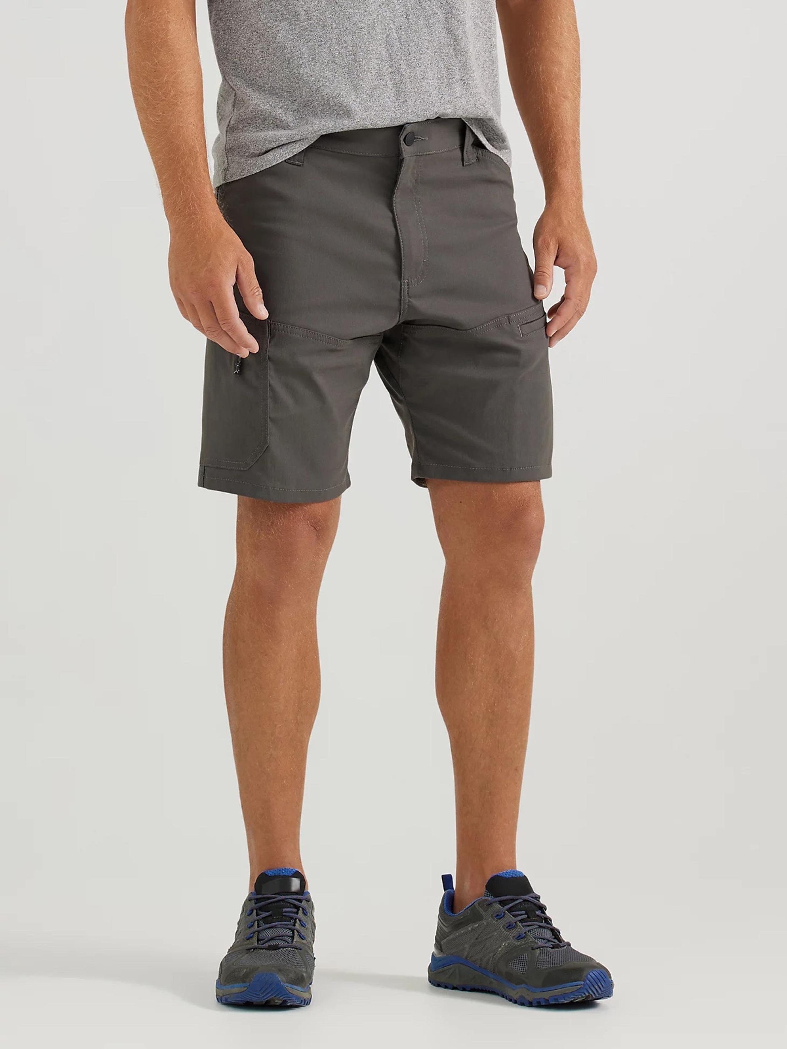 ATG BY WRANGLER™ MEN'S PERFORMANCE UTILITY SHORT IN GRAY