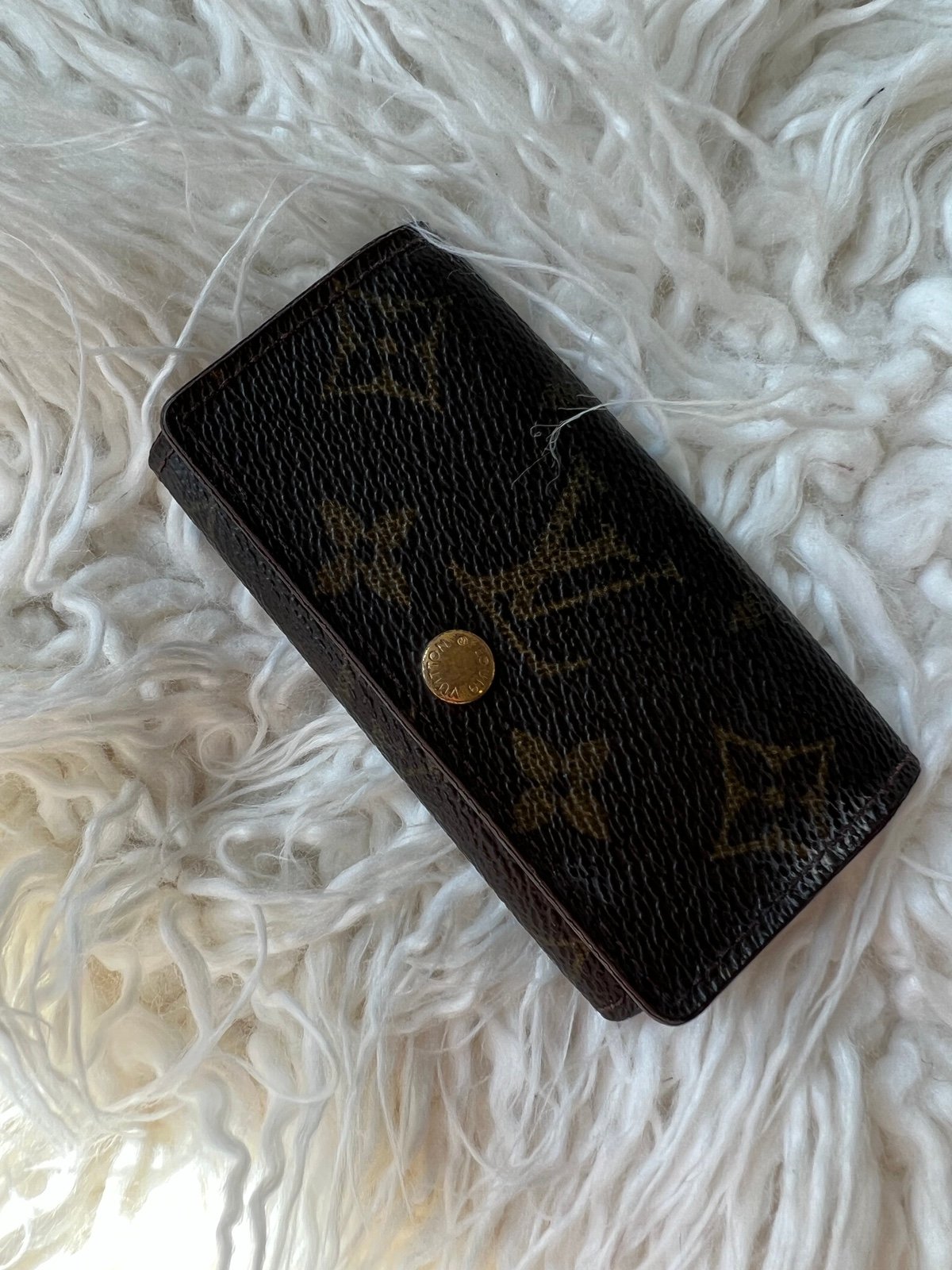 Louis Vuitton Monogram 4 key holder