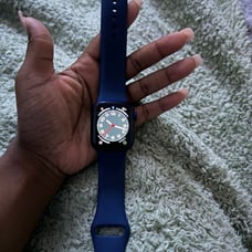 Apple Watch Series 6 40 mm in Blue Aluminum