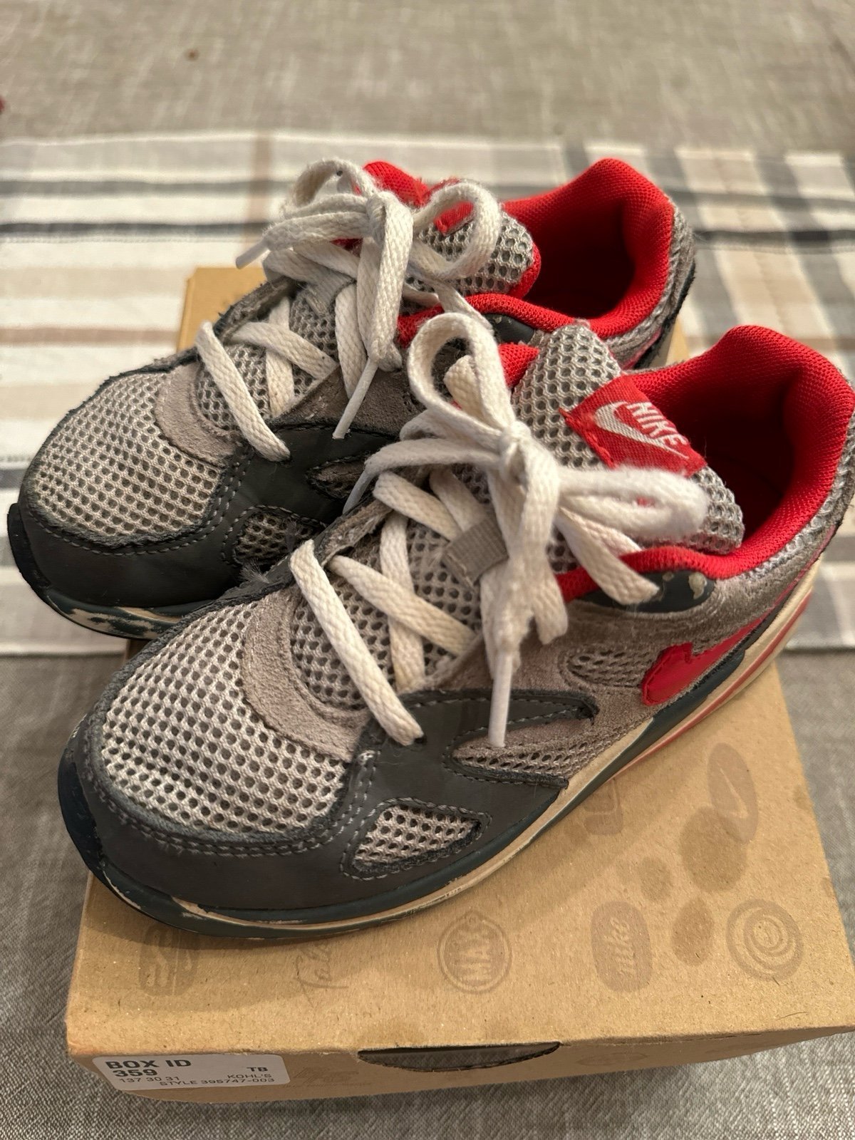 Kids Nike and Converse sneakers size 10C