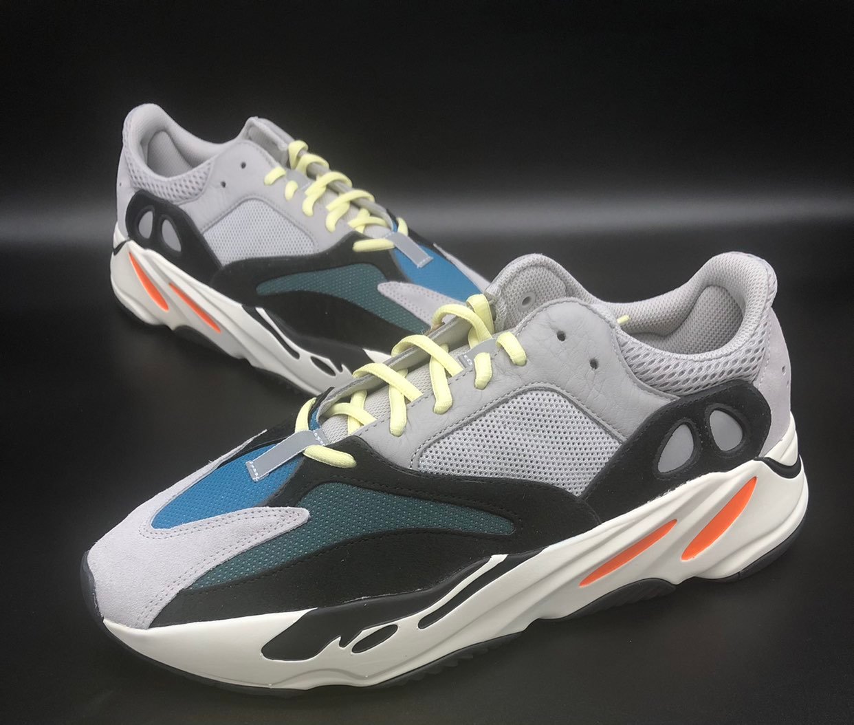 Yeezy Adidas Boost 700 Wave Runner