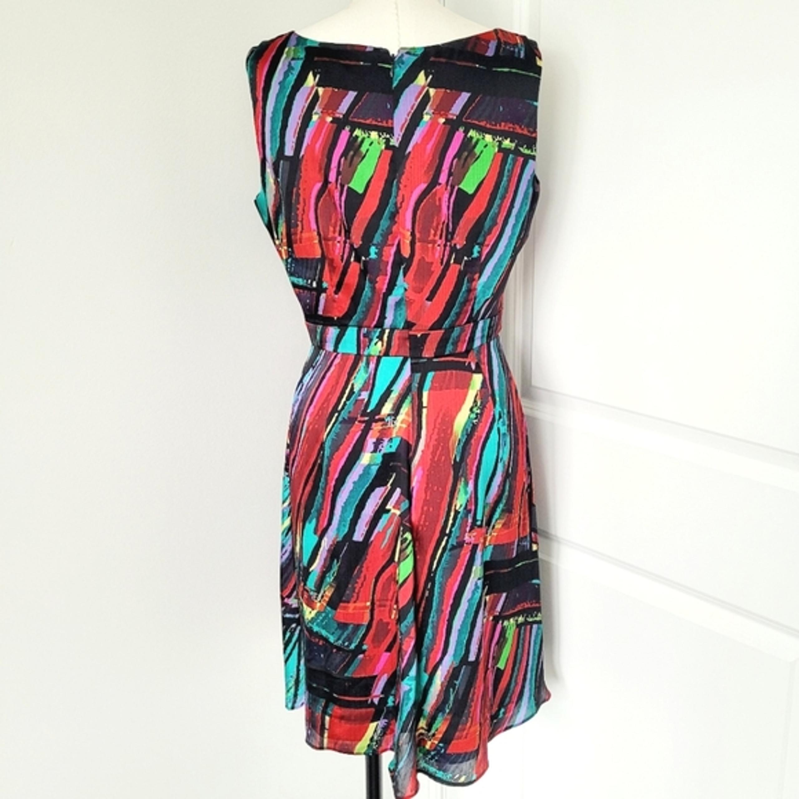 Pleated Multicolor Satin Slvless Fit & Flare Dress Sz 10 Colorful Party Vacation