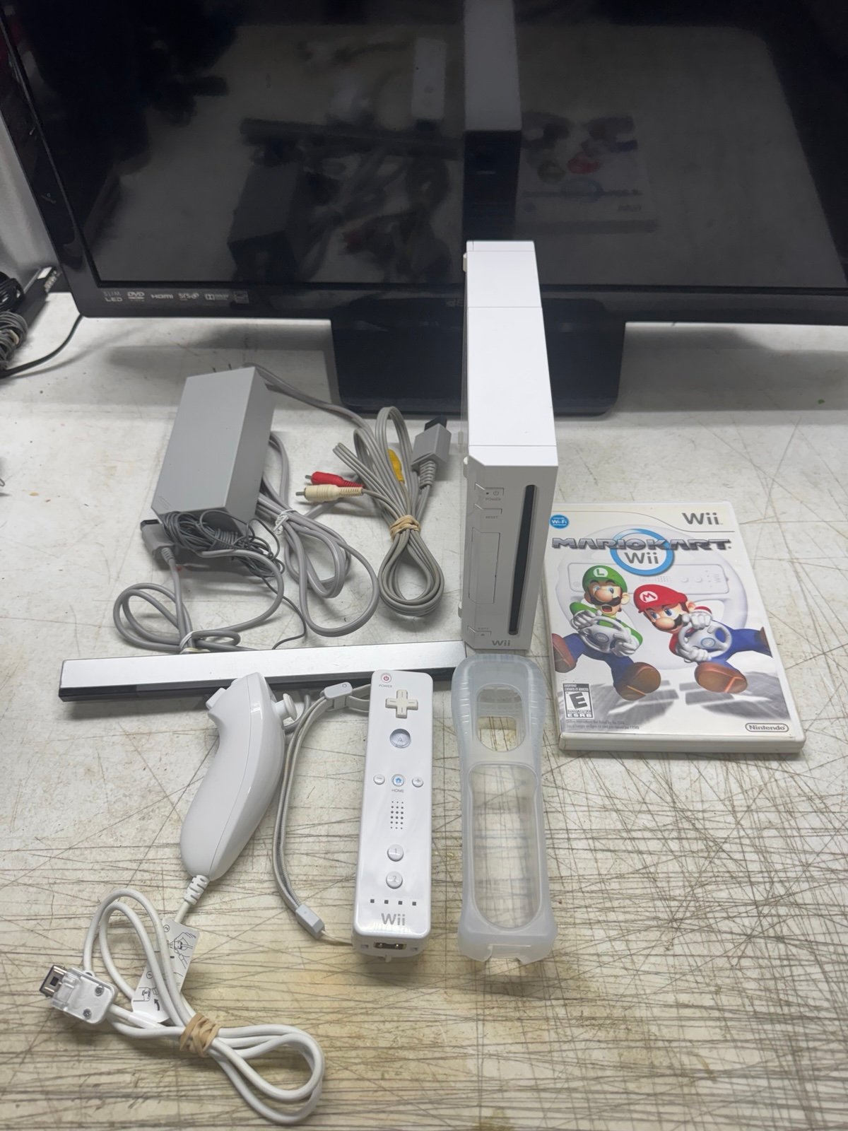Nintendo Wii White Console with Mario Kart Wii