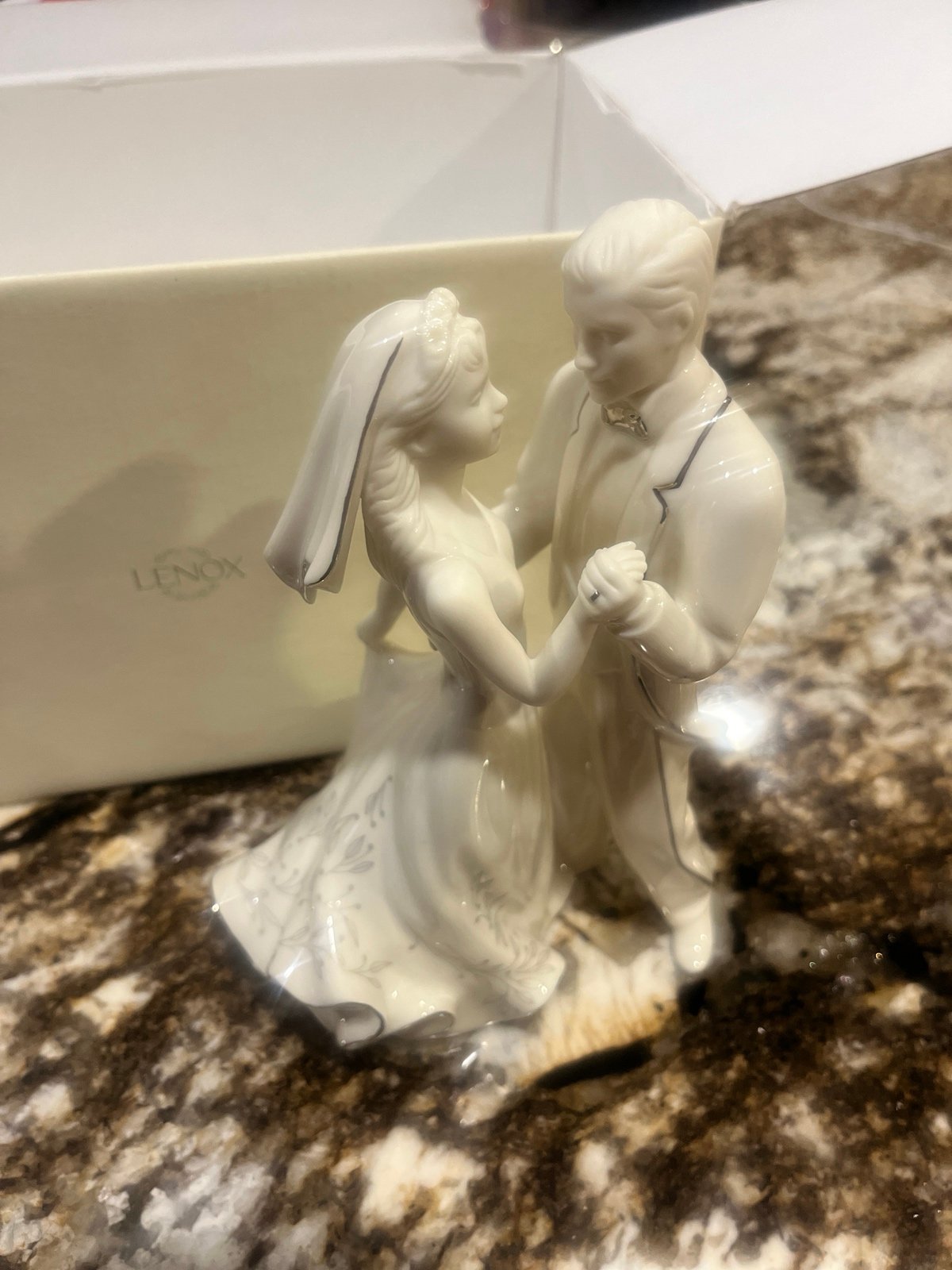 Lenox Wedding Promises First Dance Cake Topper