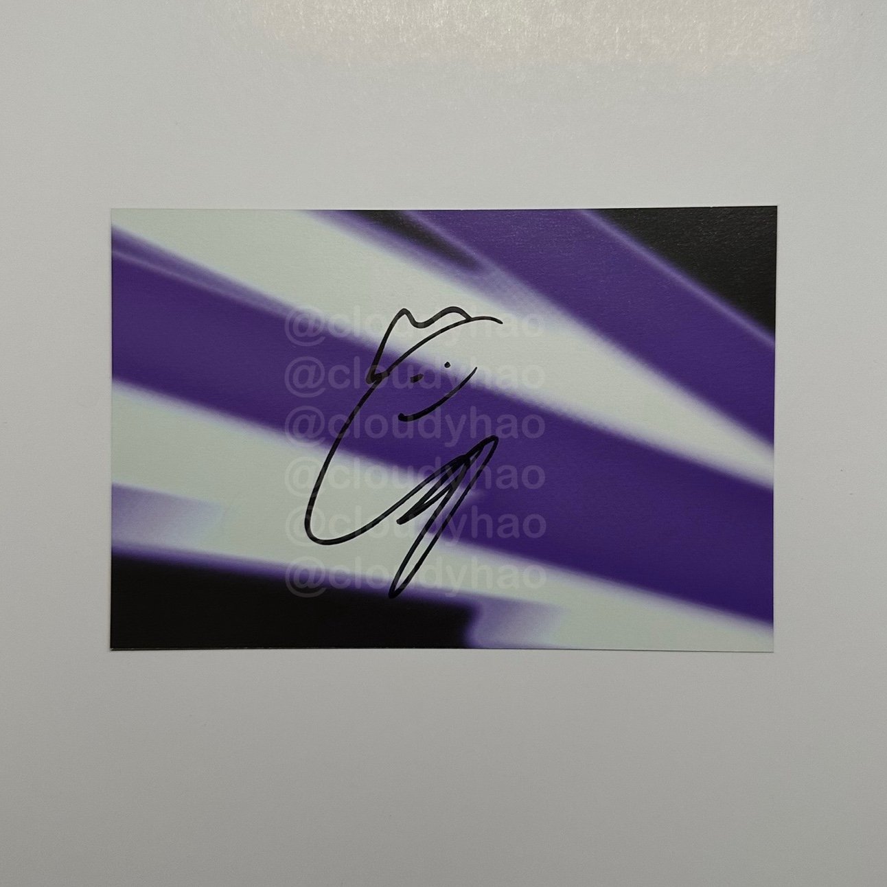 LE SSERAFIM Sakura signed Crazy Vol. 1 Thundering Cedar postcard