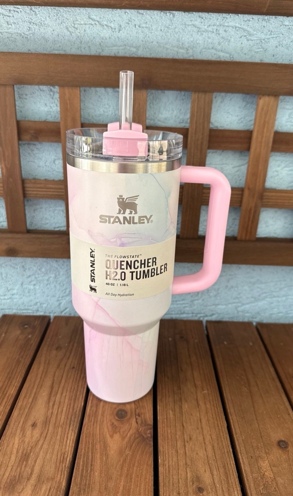 NWT STANLEY 40 OZ QUENCHER TUMBLER WATERCOLOR TULLE. TARGET RELEASE.