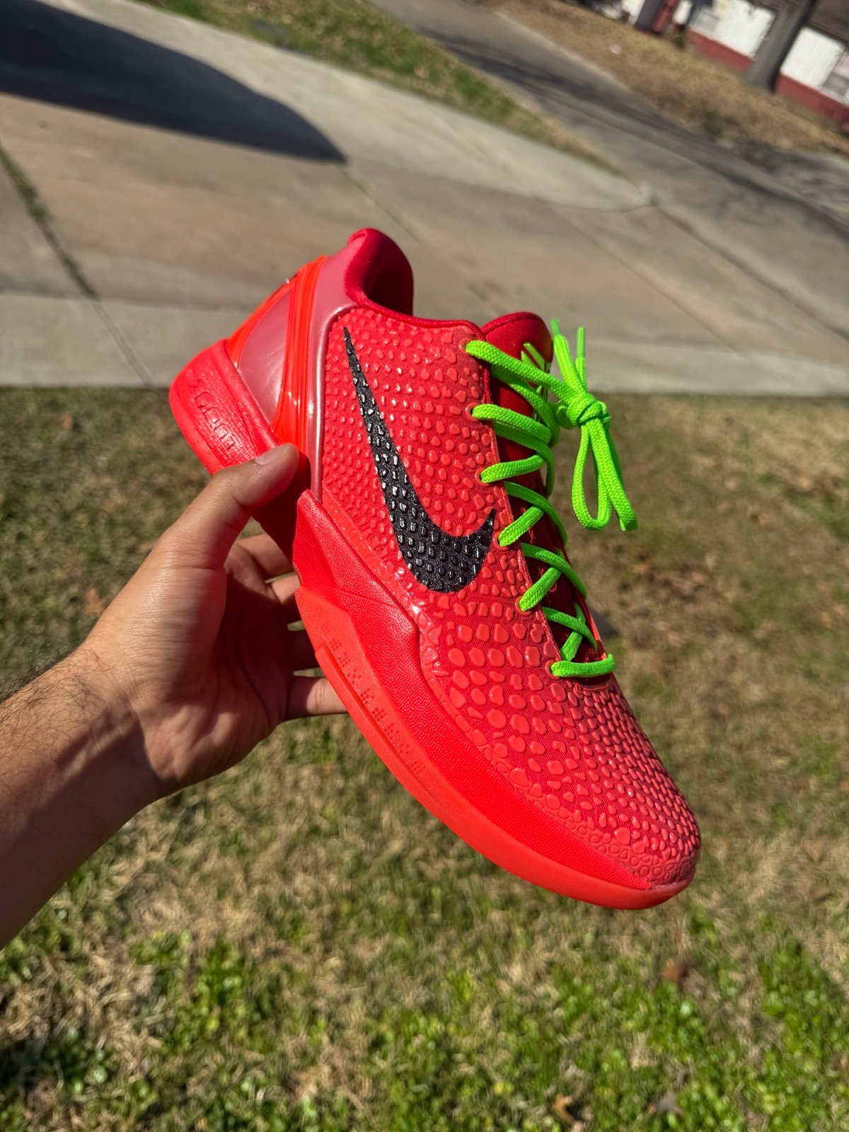 Nike Kobe reverse grinch sz 11