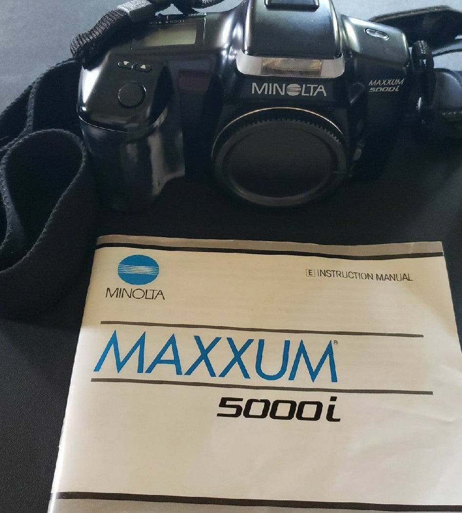 Minolta Maxxum 5000i Camera