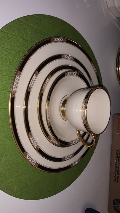 Lenox hancock 20 piece set