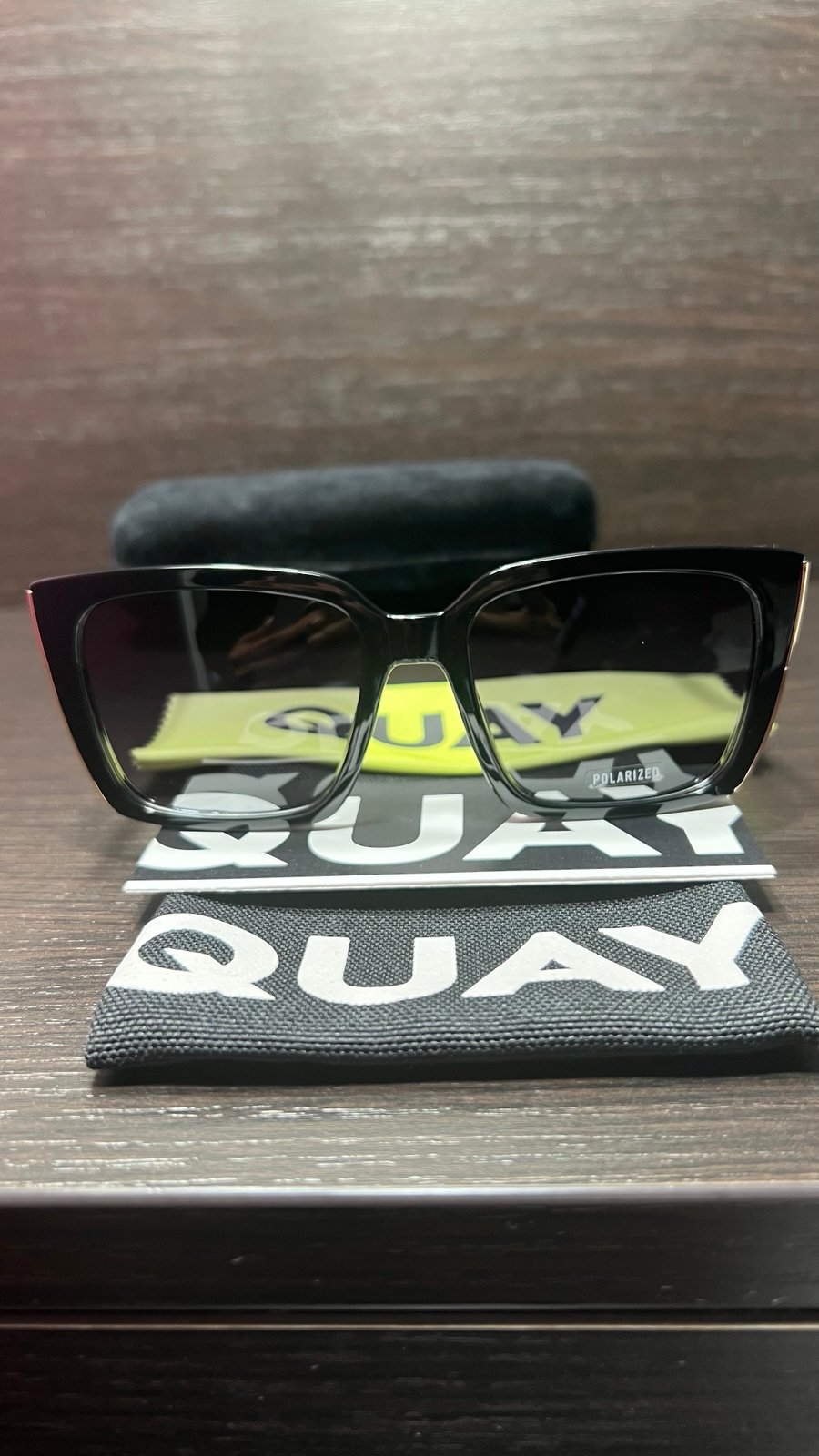 Quay Front Cover Black Frame Sunglasses