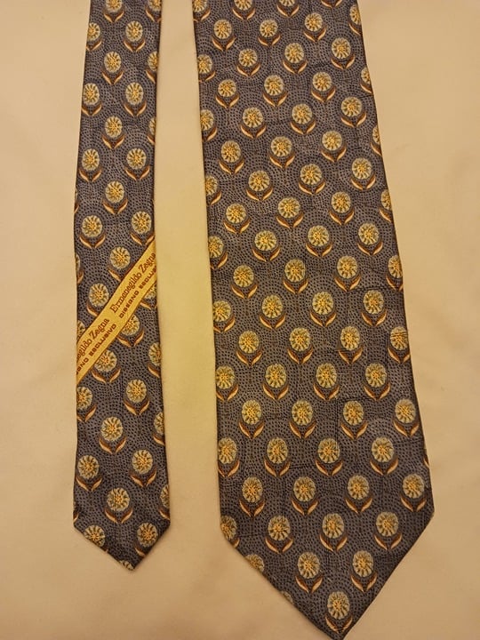 NWOT Ermenegildo Zegna 100% Silk Italian Made Necktie.
