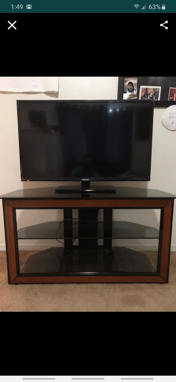 36 inch element tv with glass table