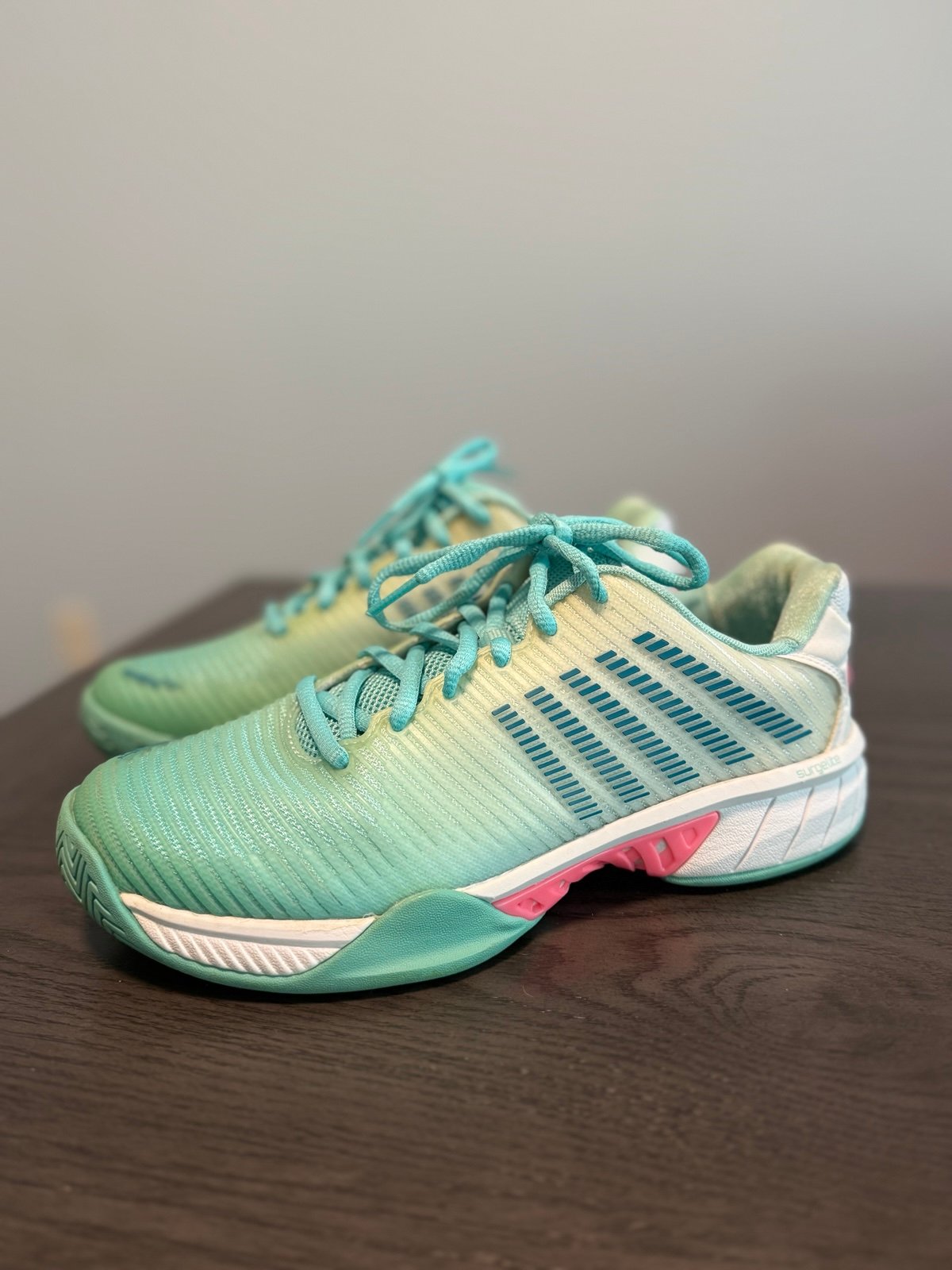 K-Swiss Hypercourt Express 2 Clay Womens Size 9 Tennis Shoes Sneakers