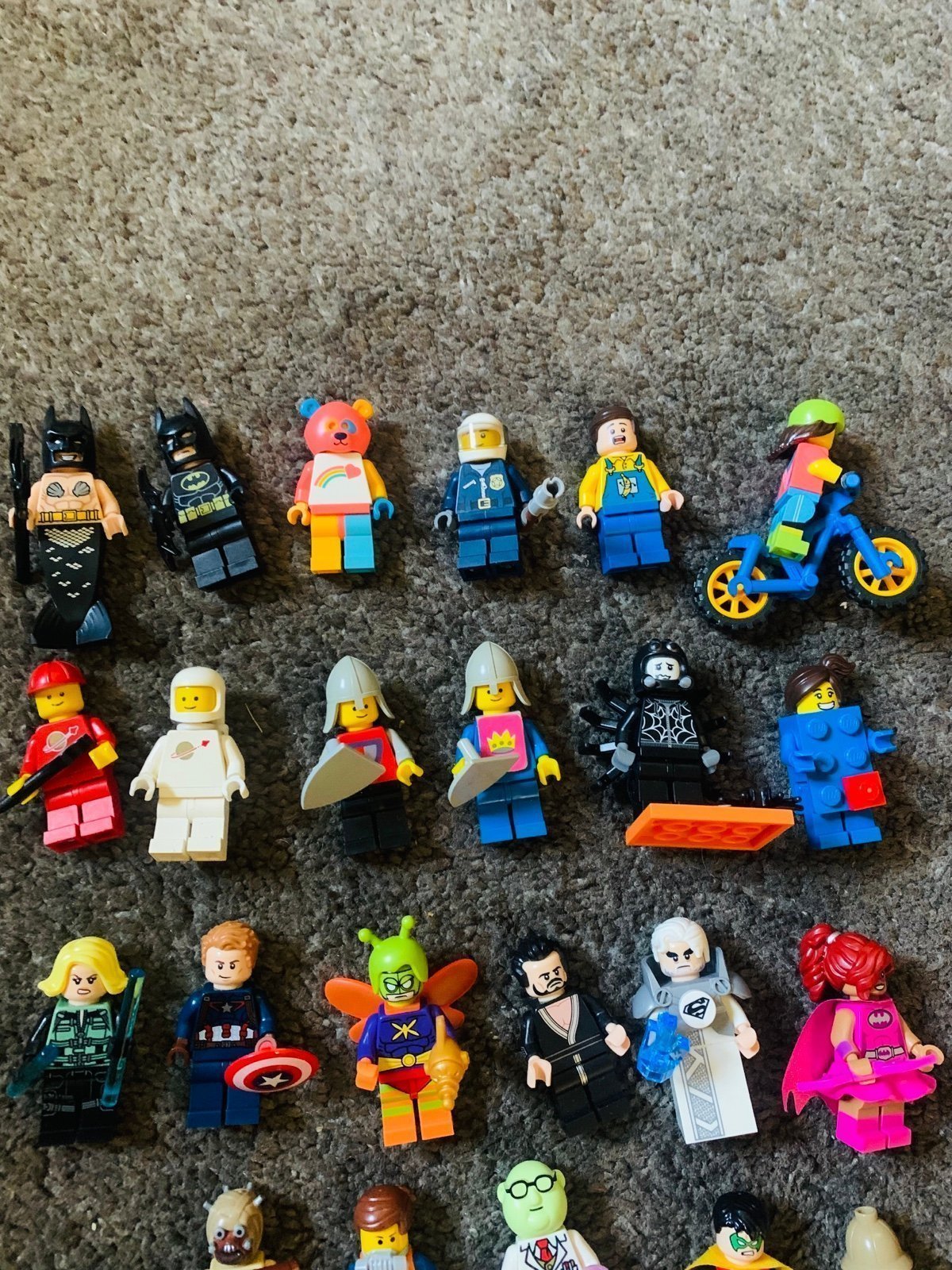 Lego mini figure lot plus accessories 88 mixed figures vintage & new