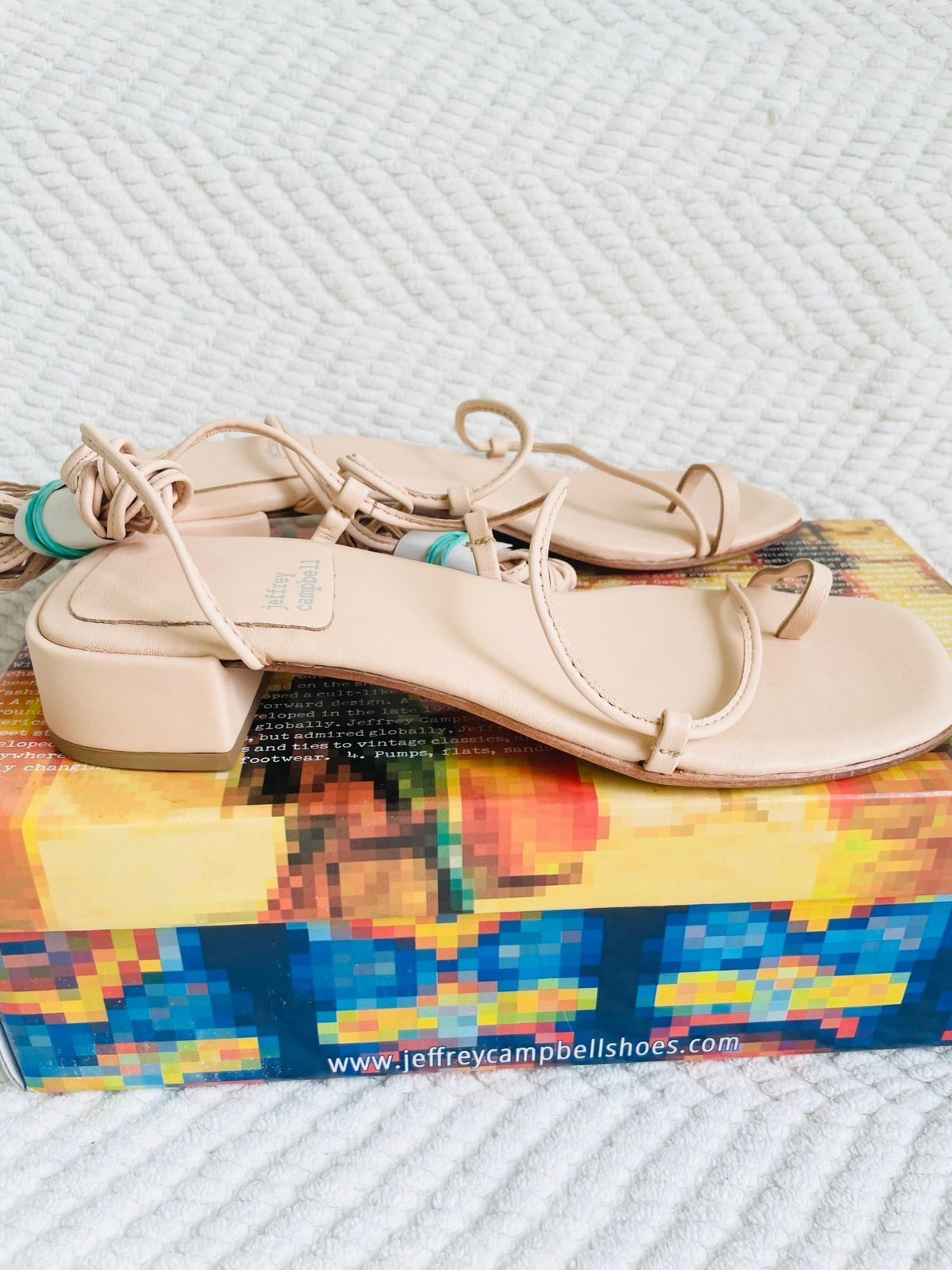 NIB Jeffrey Campbell toe wrap sandals size 8
