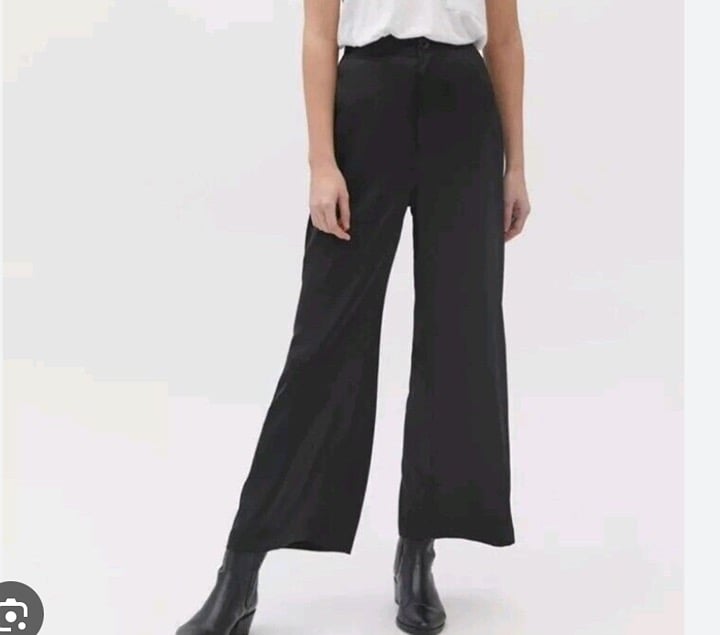⭐️ UO Olympia Satin Wide Leg Chic Glam Minimal Boho Classy Classic Hipster Pant