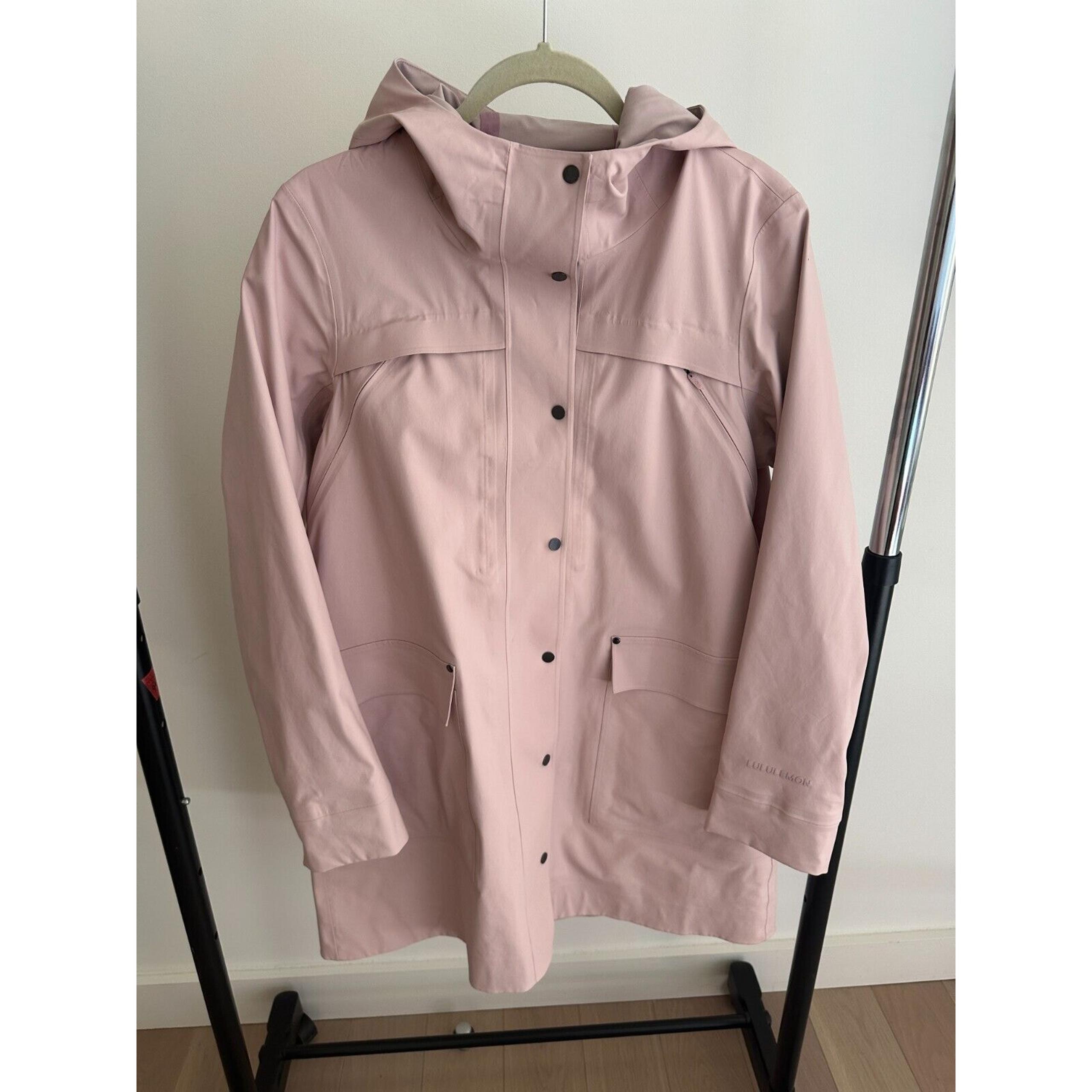 LULULEMON Into the drizzle Rain Coat pink Size 8