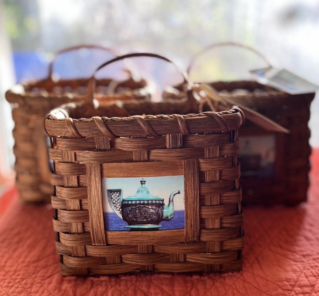 VTG Wicker Hanging Basket Wall Photo Holder Decor Set of 3 Handmade in NC