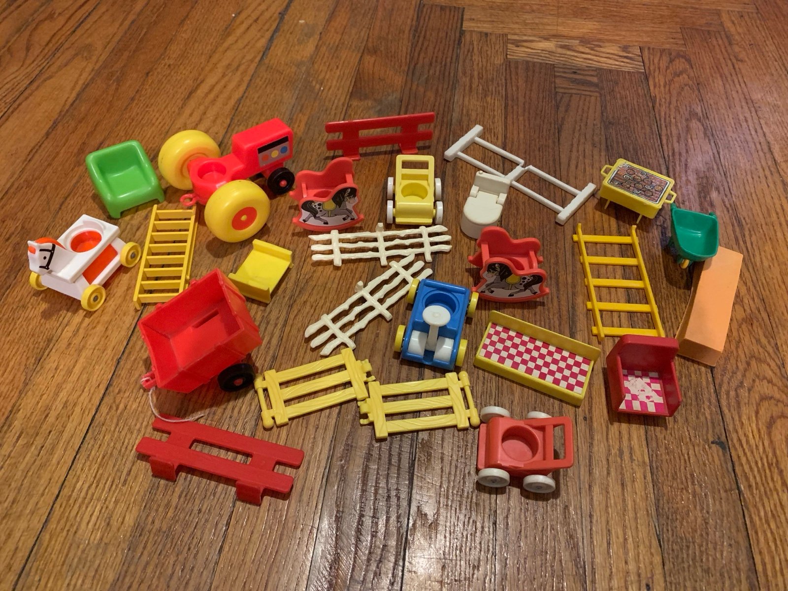 Fisher Price Little People Accessories Lot 4