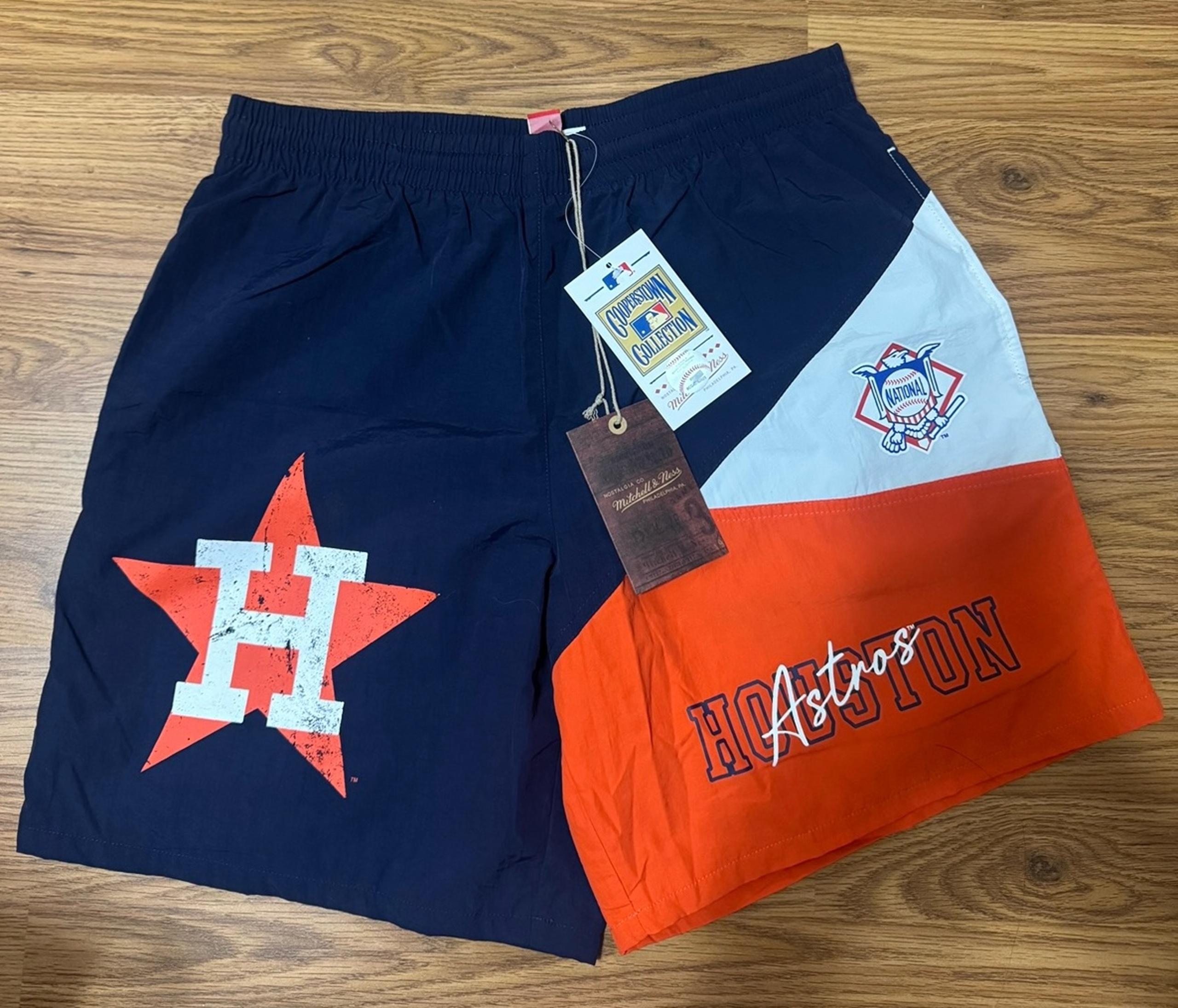Astros Mitchell & Ness shorts men sz Medium NWT