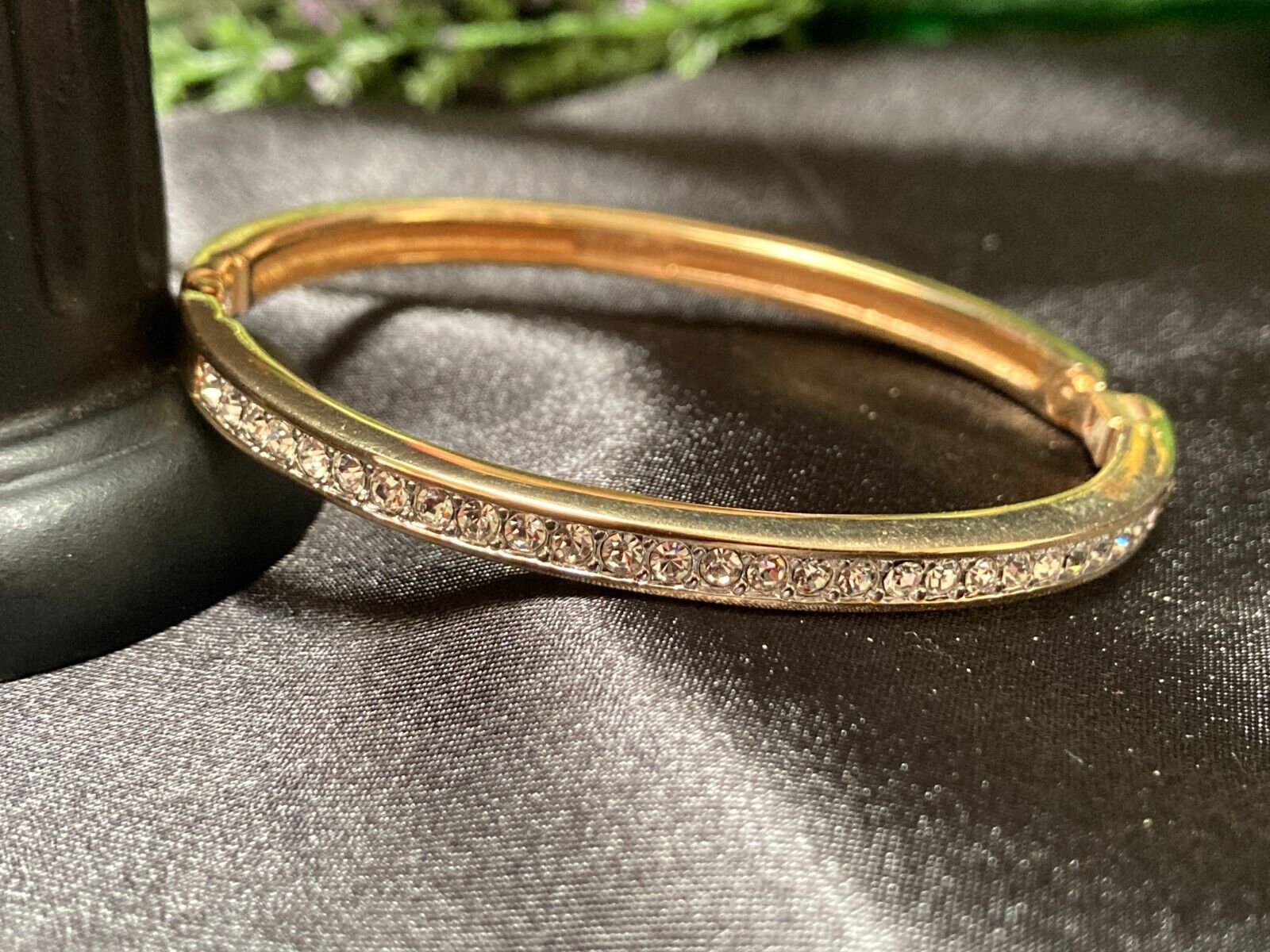 Vintage D.S Co. Daniel Swarvoski Channel-Set Crystal Bangle Hinged Bracelet