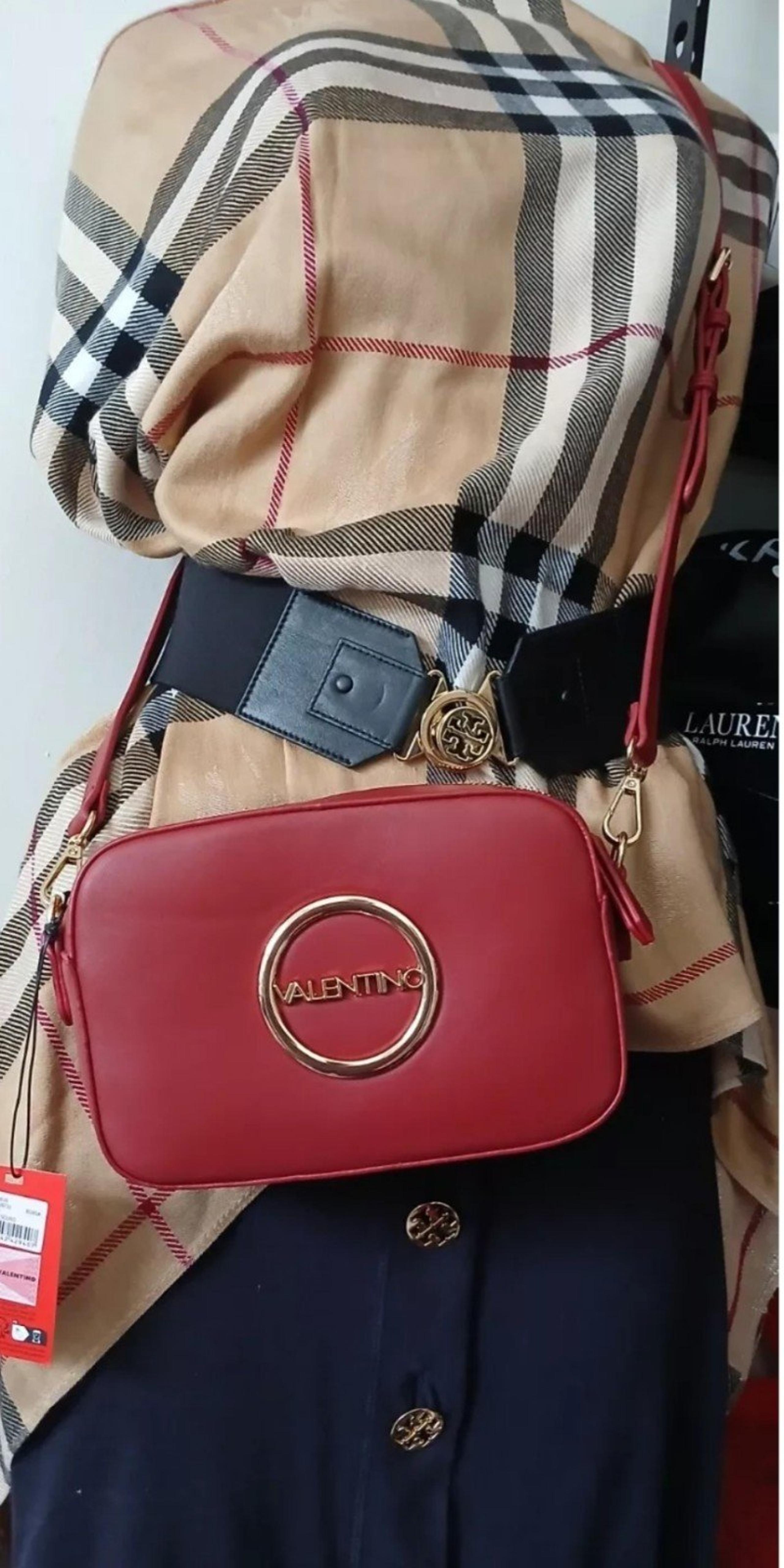 New sold sold sold mario valentino Authentic  crossbody shoulder bag gold