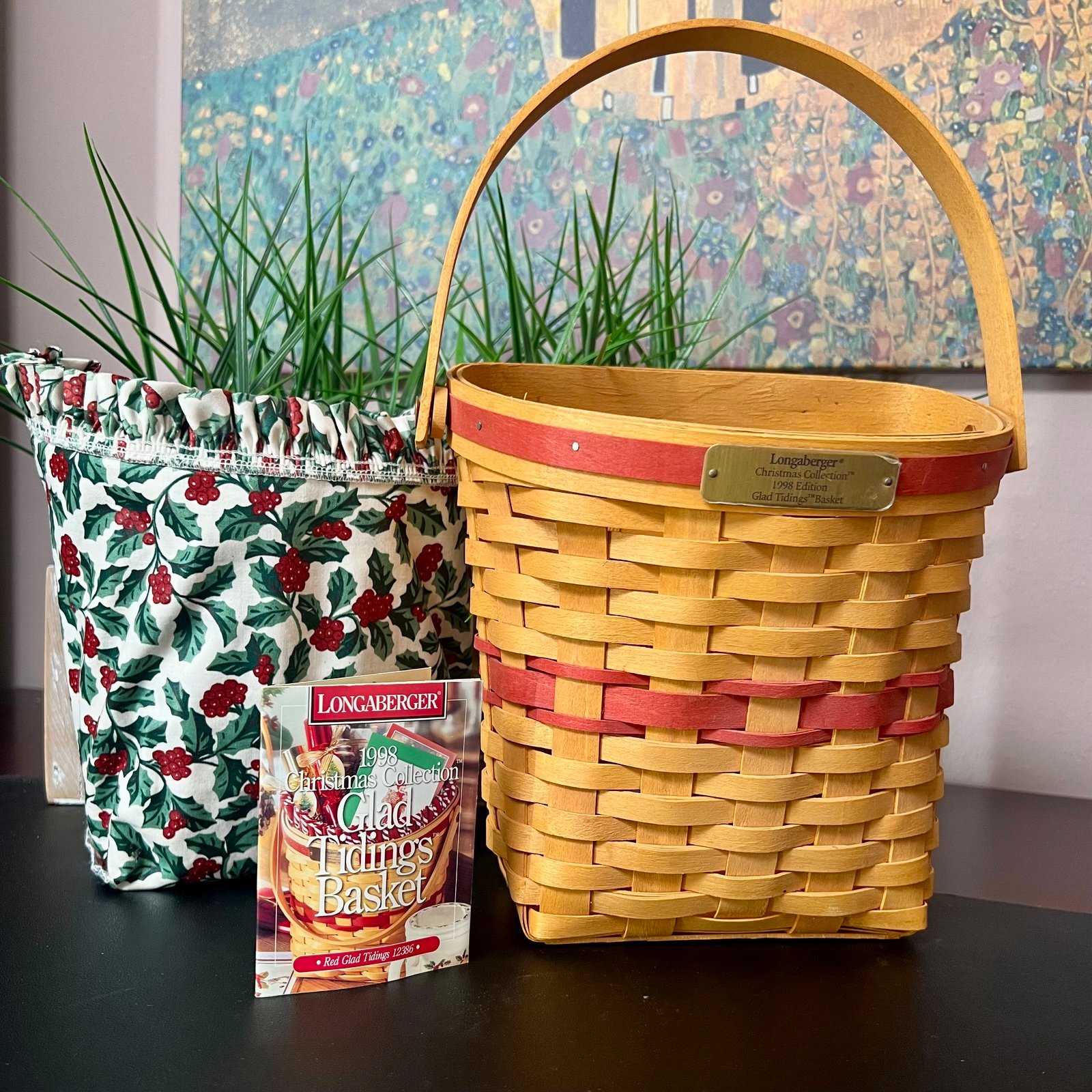 LONGABERGER Vintage Glad Tidings Basket from the 1998 Christmas Collection