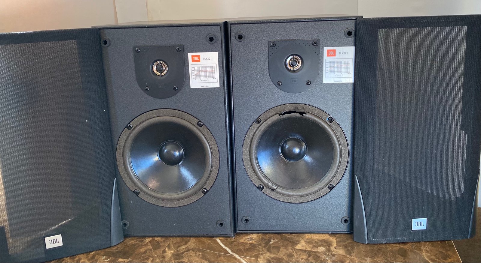 Pair of JBL TLX 121 Black Wood Grain Bookshelf Speakers.MADE IN USA. Sounds Gre